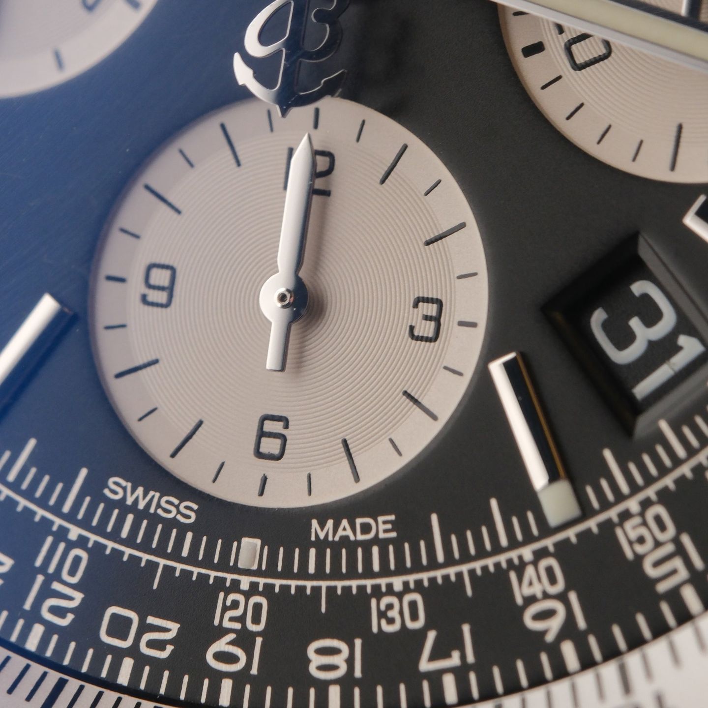 Breitling Navitimer 01 AB0120 (Unknown (random serial)) - Black dial 43 mm Steel case (3/8)