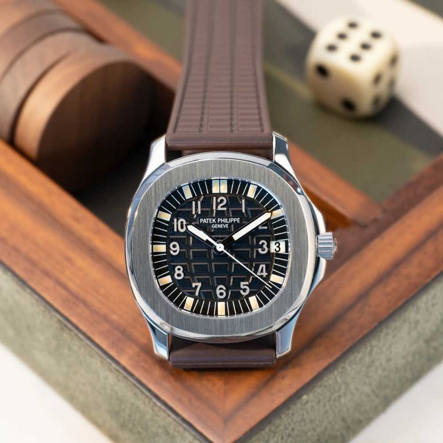 Patek Philippe Aquanaut 5066 (1998) - Black dial 36 mm Steel case (6/8)