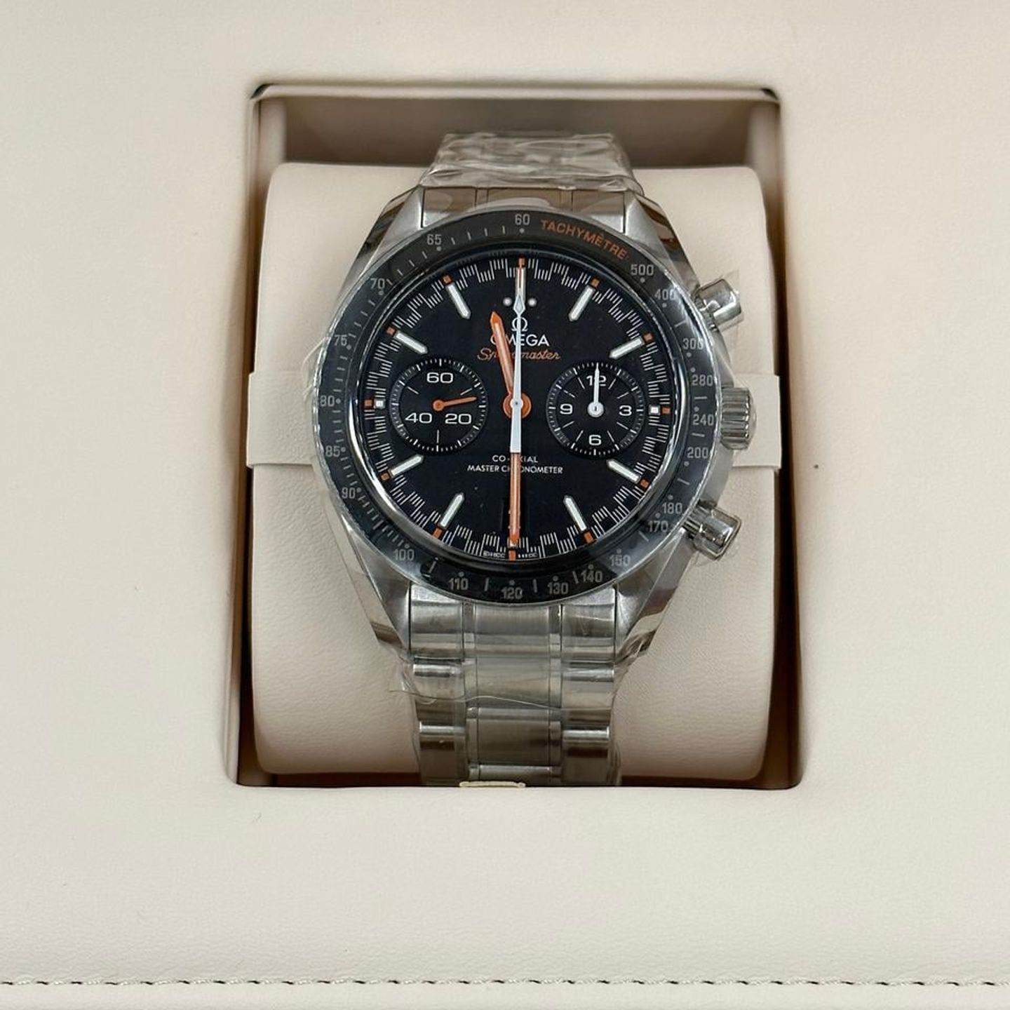 Omega Speedmaster Racing 329.30.44.51.01.002 - (4/10)