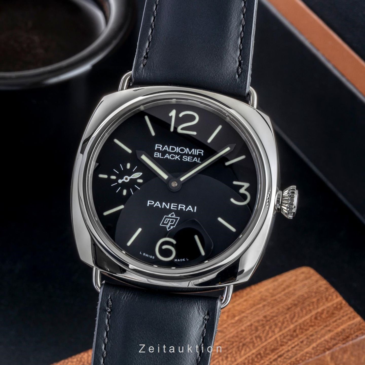 Panerai Radiomir Black Seal PAM00380 - (1/8)