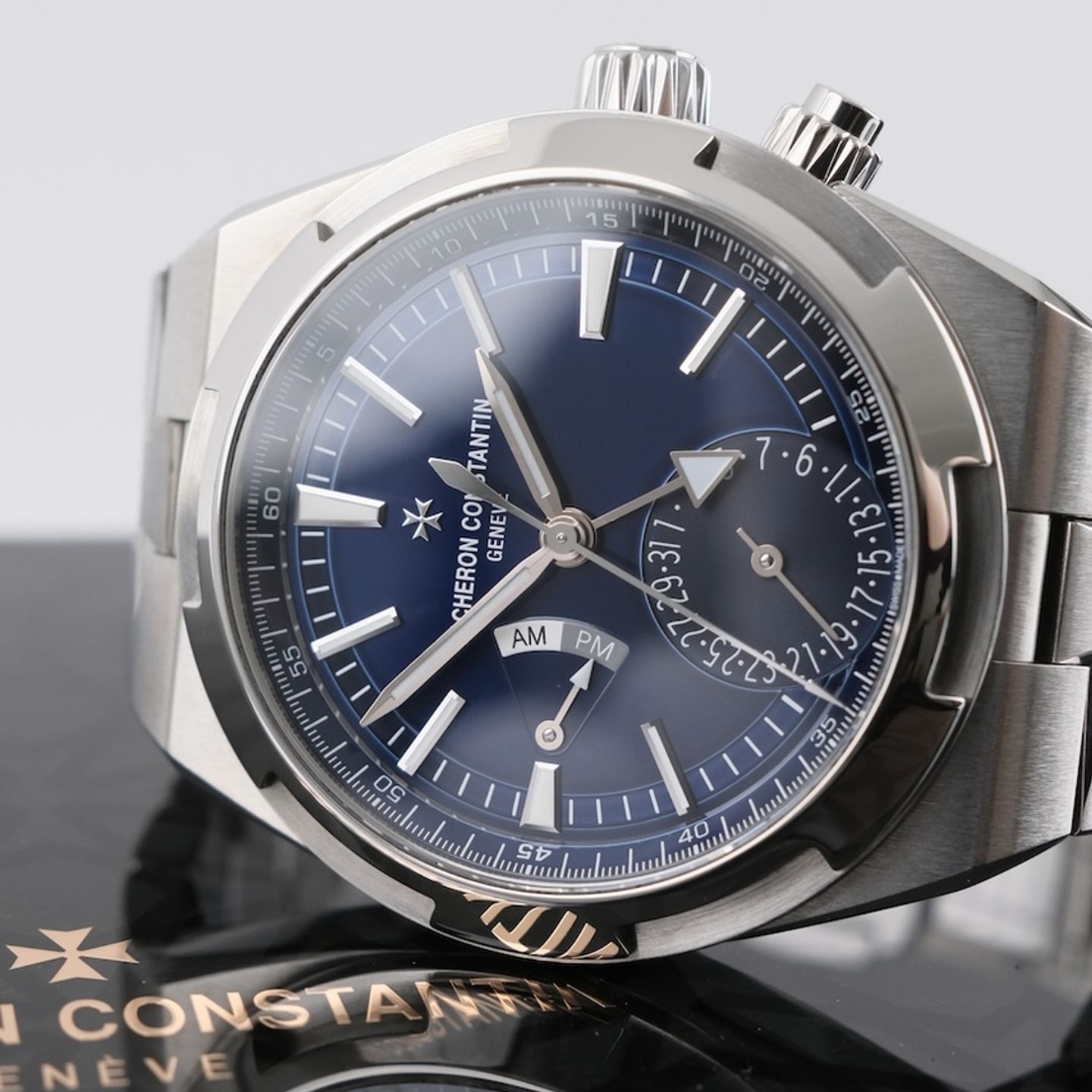 Vacheron Constantin Overseas Dual Time 7900V/110A-B334 - (5/8)