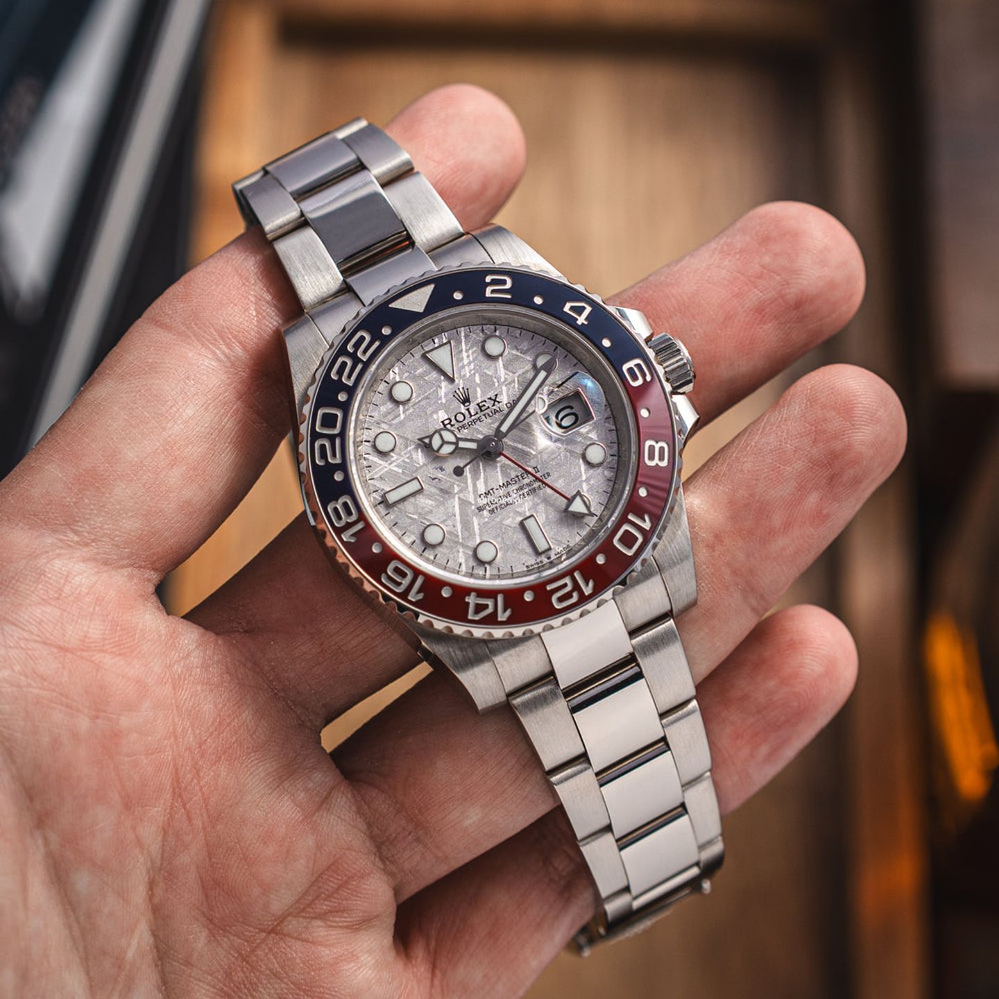 Rolex GMT-Master II 126719BLRO (2020) - Silver dial 40 mm White Gold case (6/8)