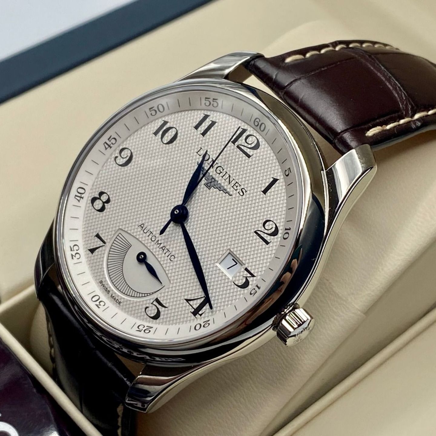 Longines Master Collection L2.908.4.78.3 (2024) - Zilver wijzerplaat 40mm Staal (4/8)