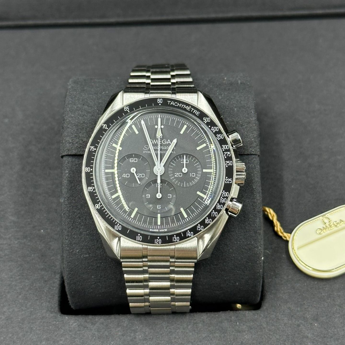 Omega Speedmaster Professional Moonwatch 310.30.42.50.01.001 (2024) - Black dial 42 mm Steel case (4/8)