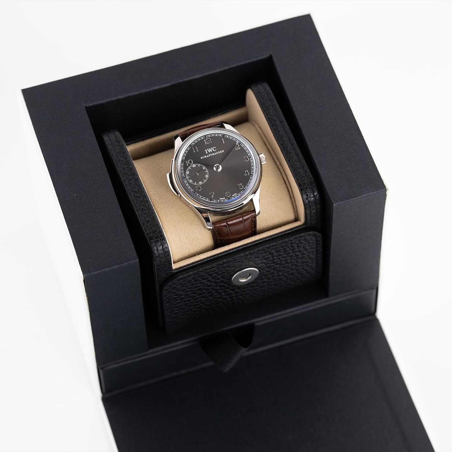 IWC Portuguese Minute Repeater IW524205 (2023) - Grey dial 43 mm White Gold case (8/8)