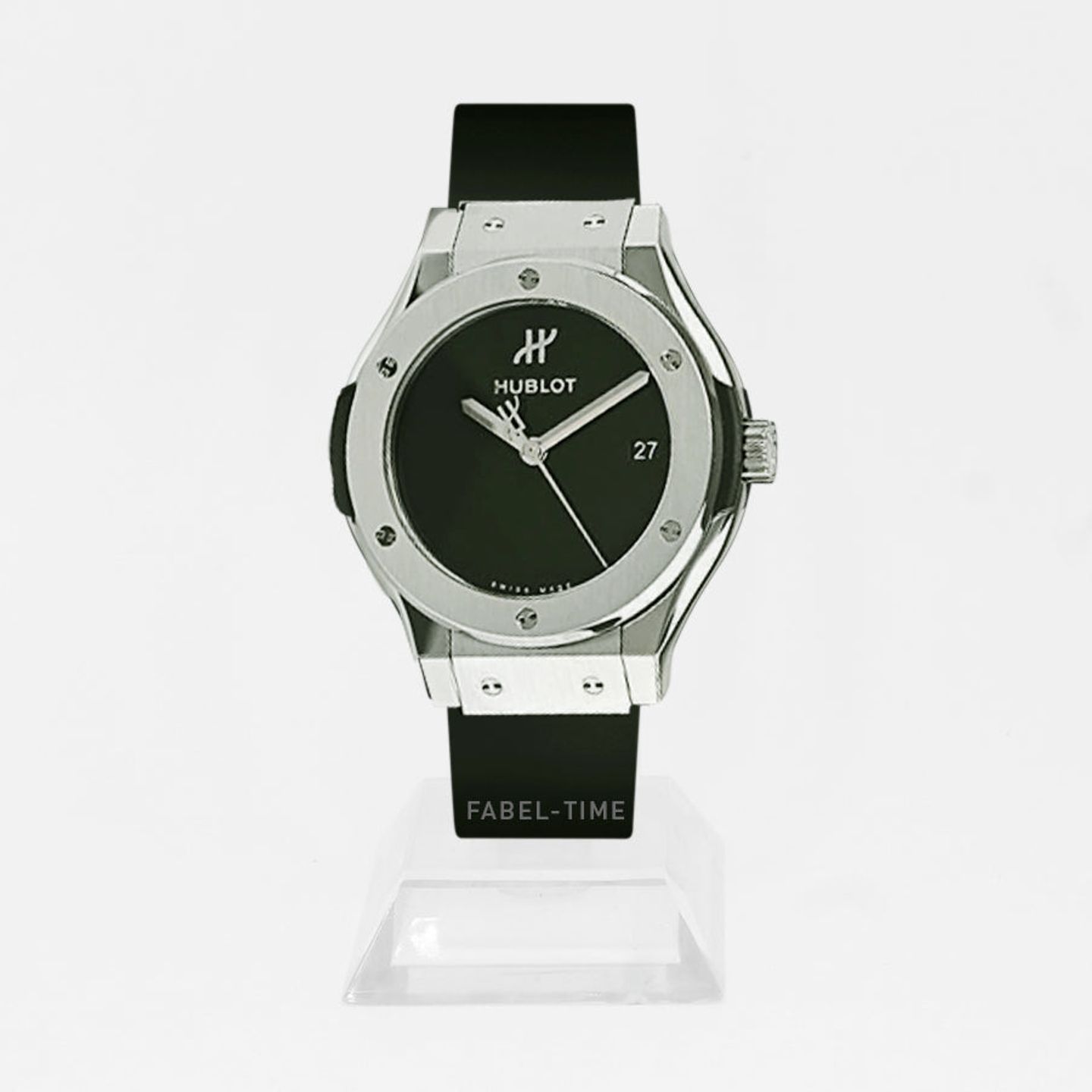 Hublot Classic Fusion Quartz 581.NX.1270.RX.MDM (2026) - Black dial 33 mm Titanium case (1/1)