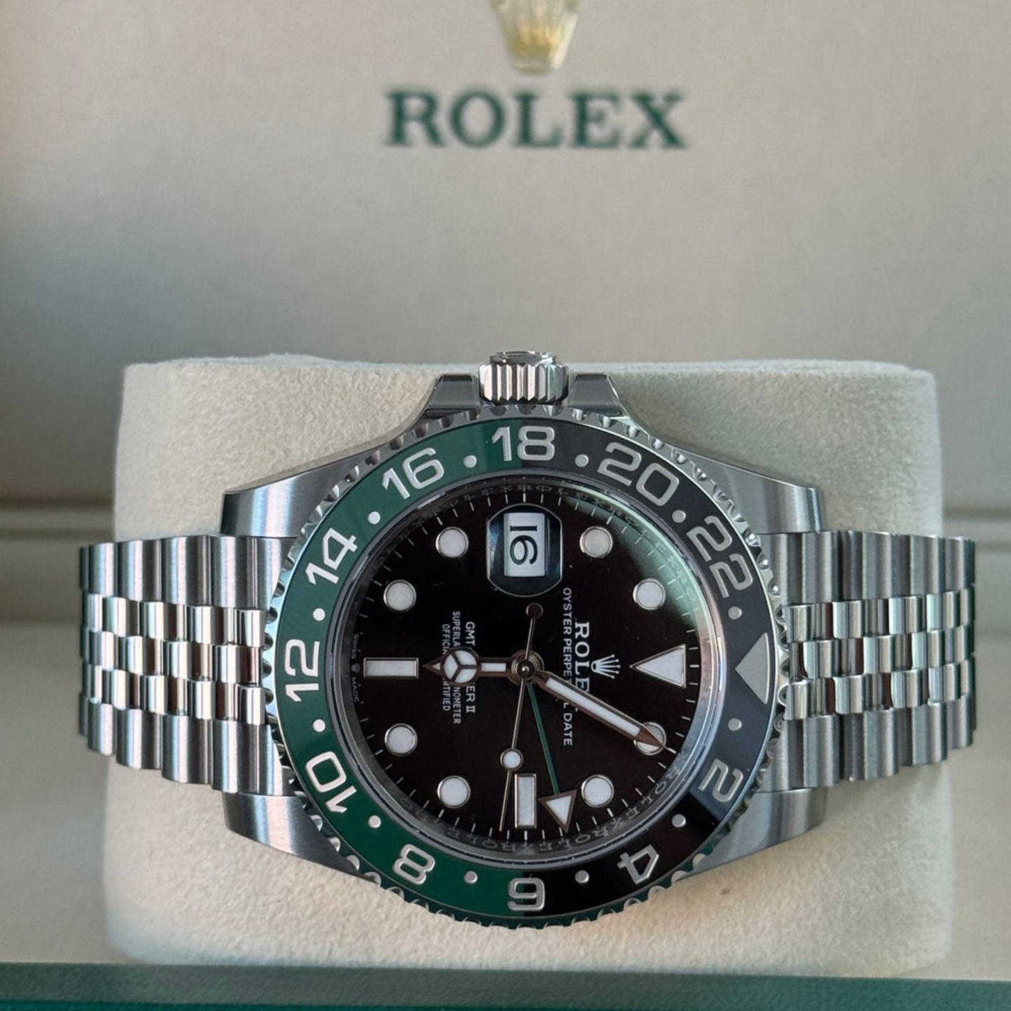 Rolex GMT-Master II 126720VTNR (2026) - Black dial 40 mm Steel case (6/7)