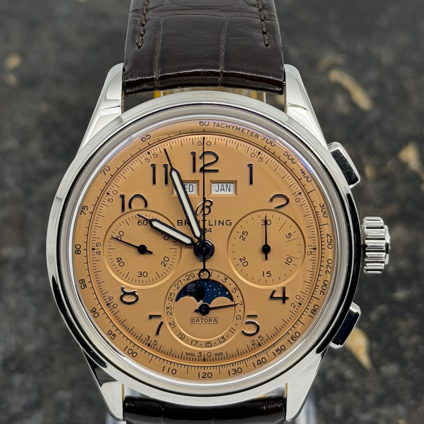 Breitling Premier B25 AB2510201K1P1 (2026) - Rood wijzerplaat 42mm Staal (2/8)