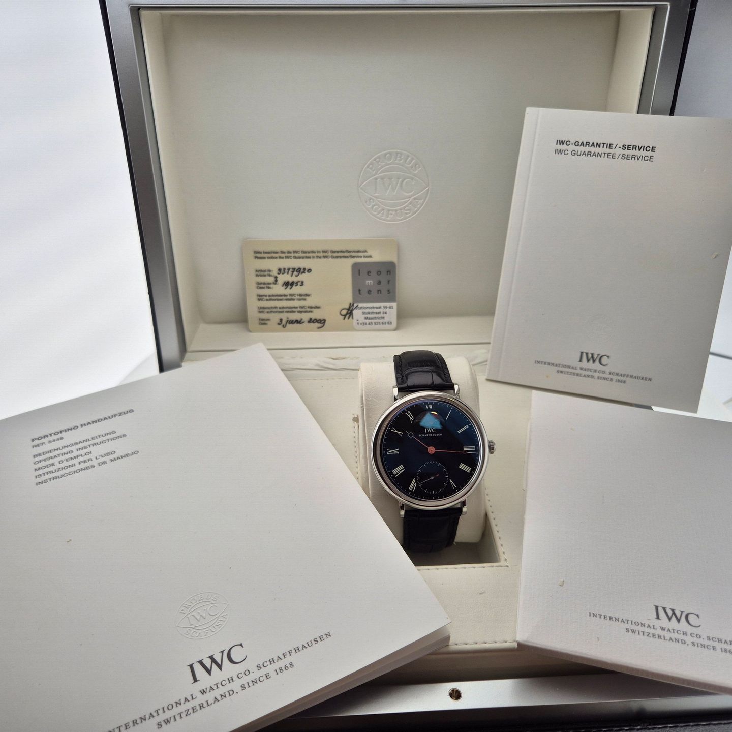 IWC Portofino Hand-Wound IW544801 (2009) - Black dial 46 mm Steel case (3/8)