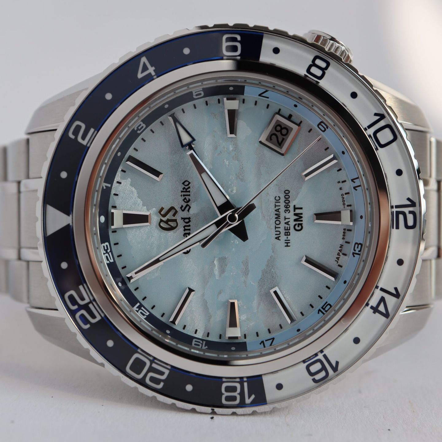 Grand Seiko Sport Collection SBGJ275 - (2/8)