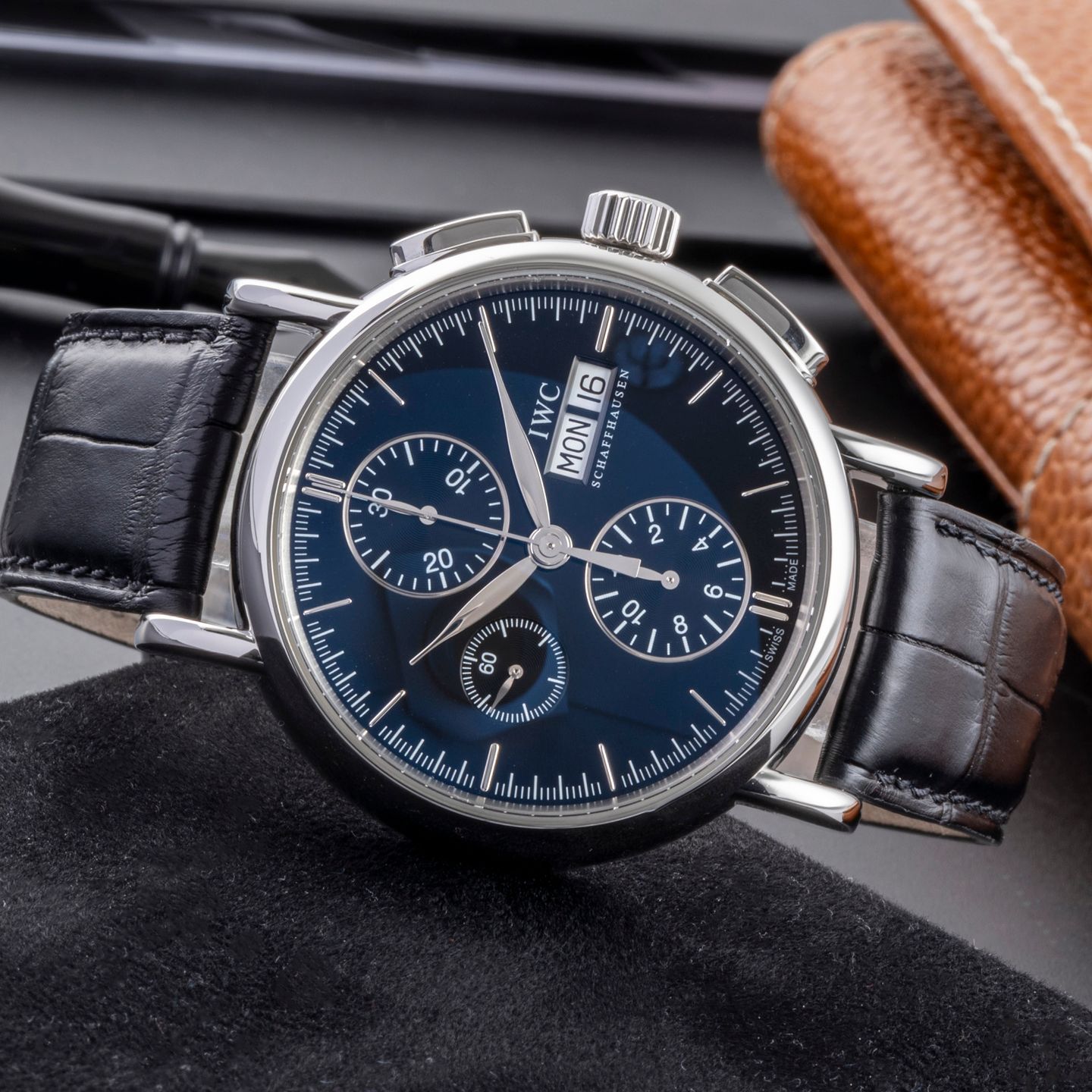 IWC Portofino Chronograph IW378303 (2010) - Zwart wijzerplaat 41mm Staal (2/8)