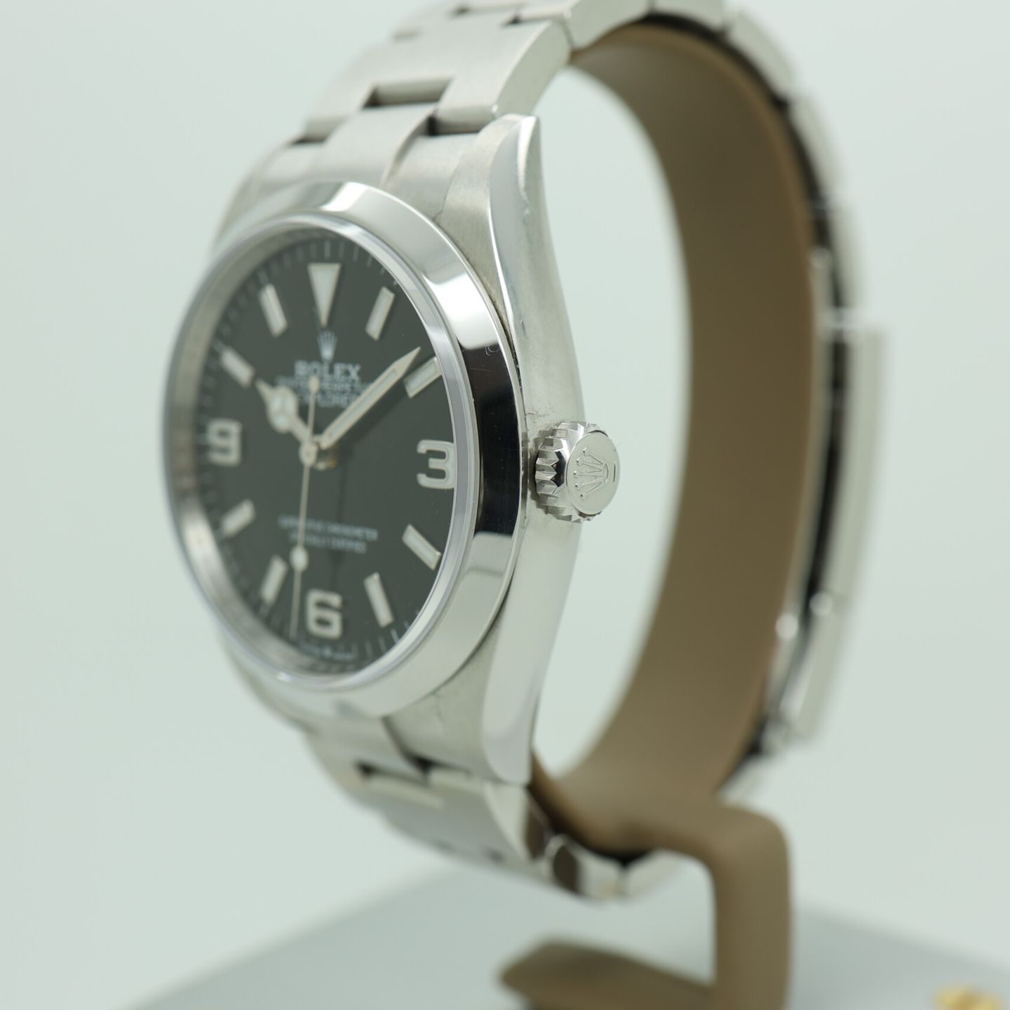 Rolex Explorer 124270 - (3/8)