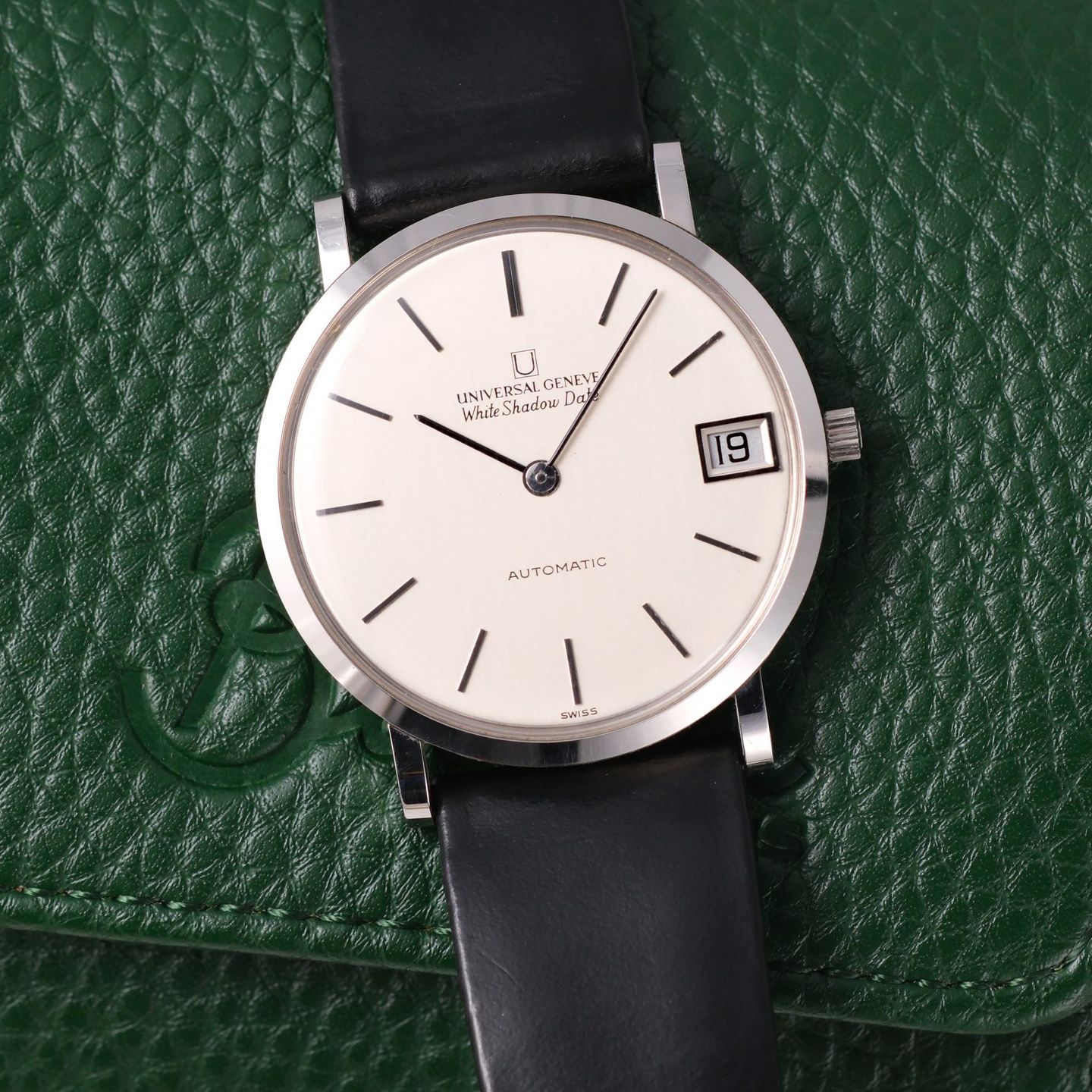 Universal Genève Vintage 867100/01 (1967) - Silver dial 33 mm Steel case (2/8)