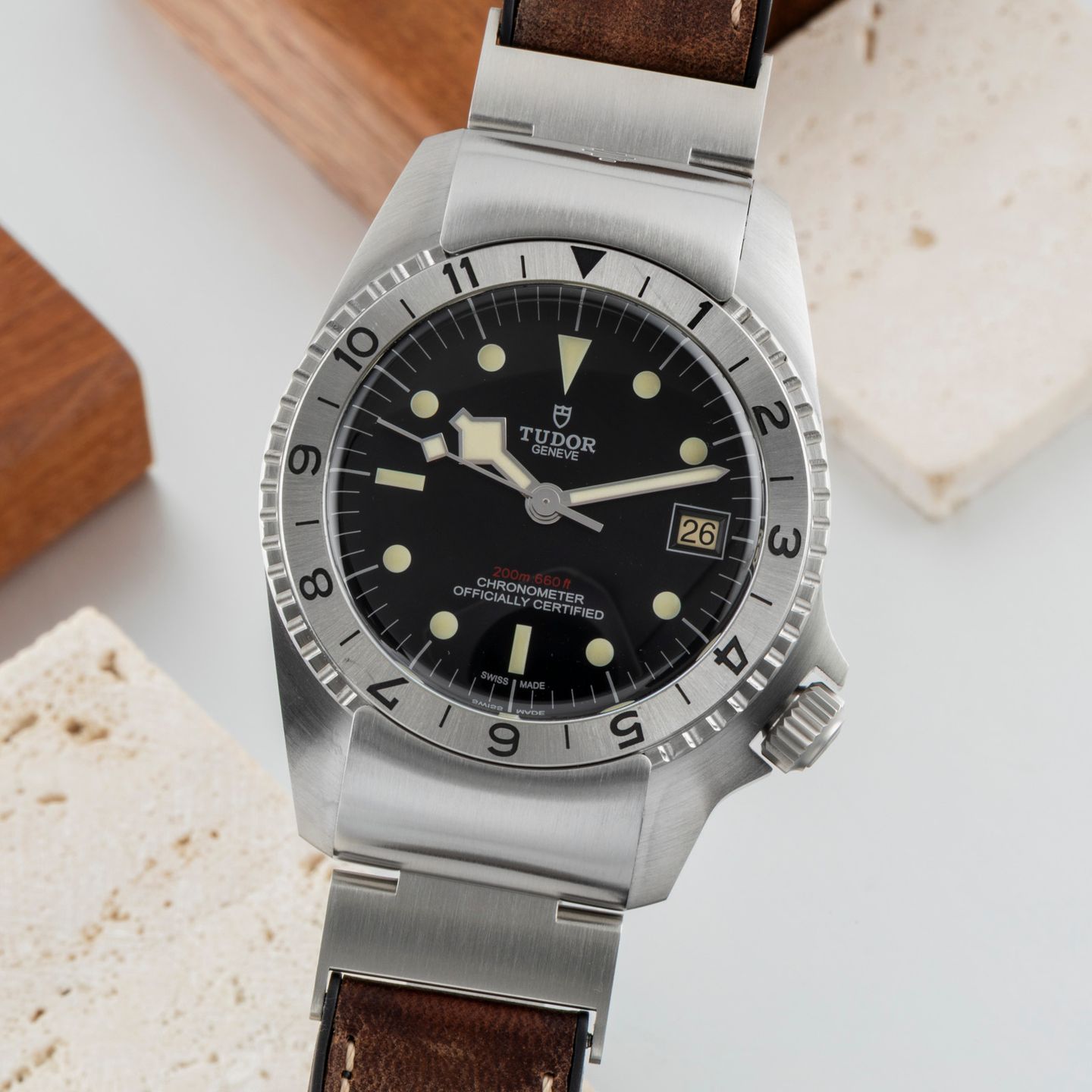Tudor Black Bay 70150 (Unknown (random serial)) - 42 mm Steel case (3/8)