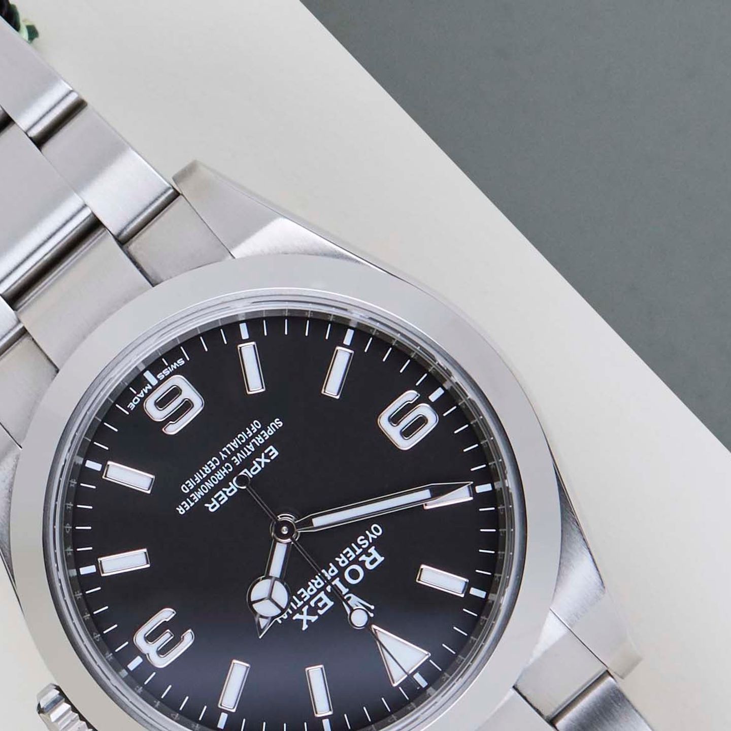 Rolex Explorer 214270 - (4/8)