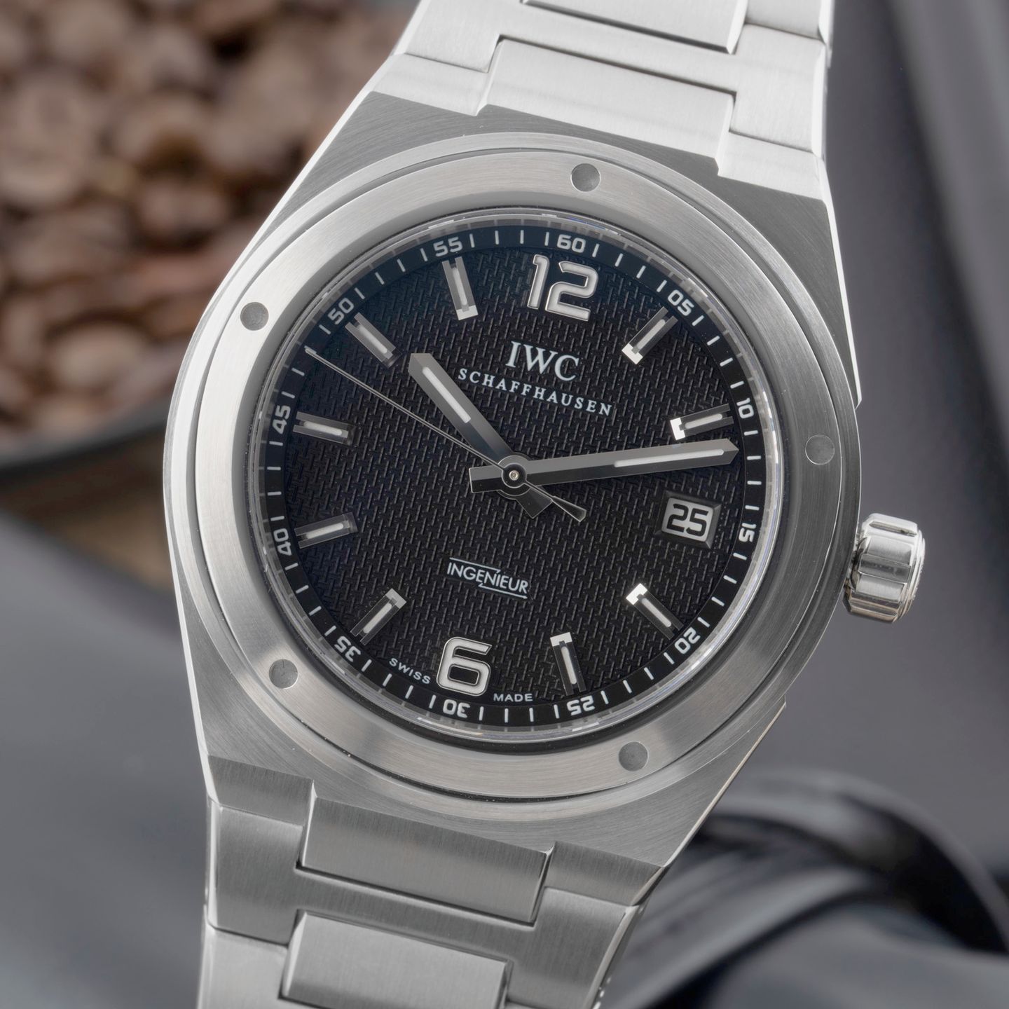 IWC Ingenieur Automatic IW322701 (Onbekend (willekeurig serienummer)) - Zwart wijzerplaat 43mm Staal (3/8)