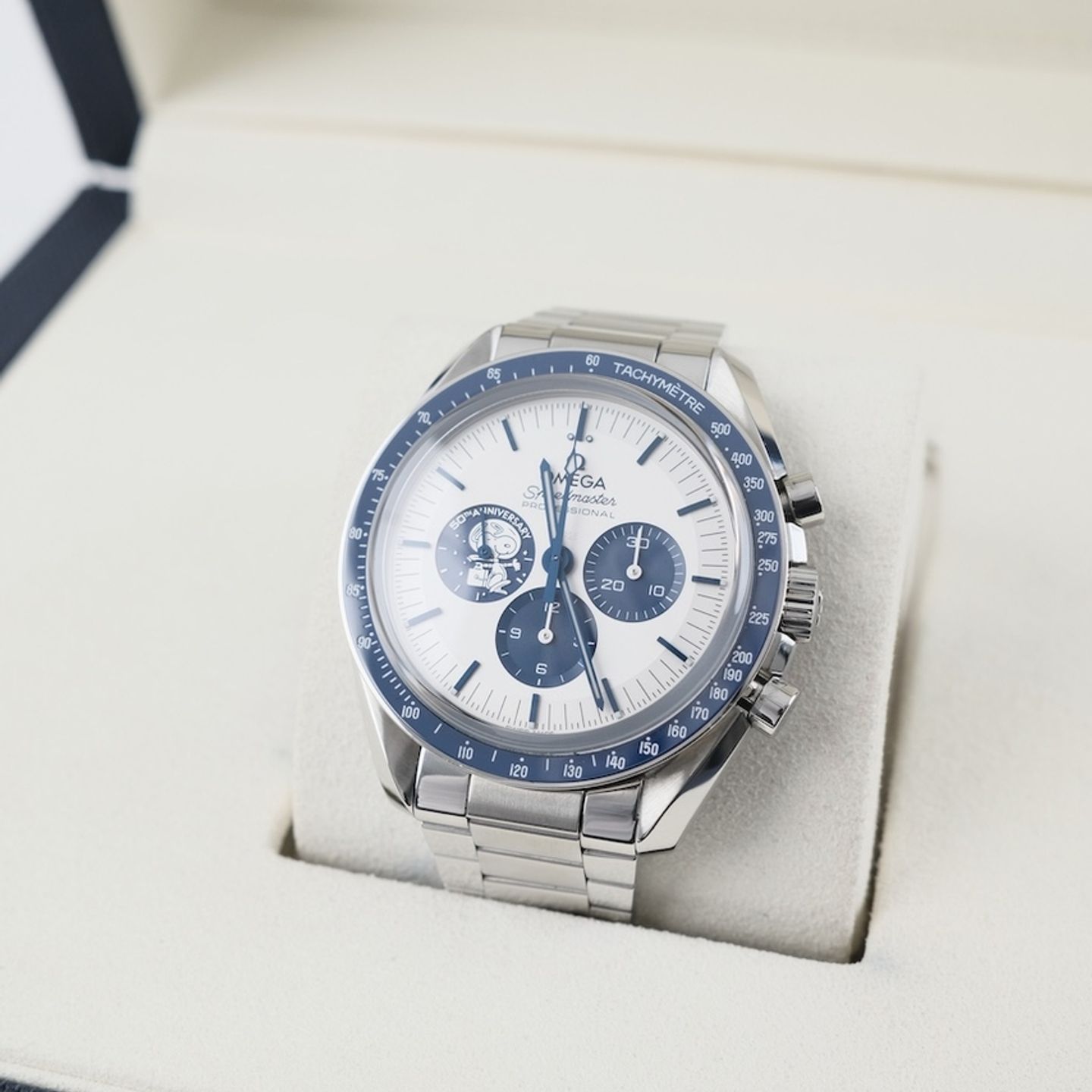 Omega Speedmaster Professional Moonwatch 310.32.42.50.02.001 (2021) - Silver dial 42 mm Steel case (2/8)