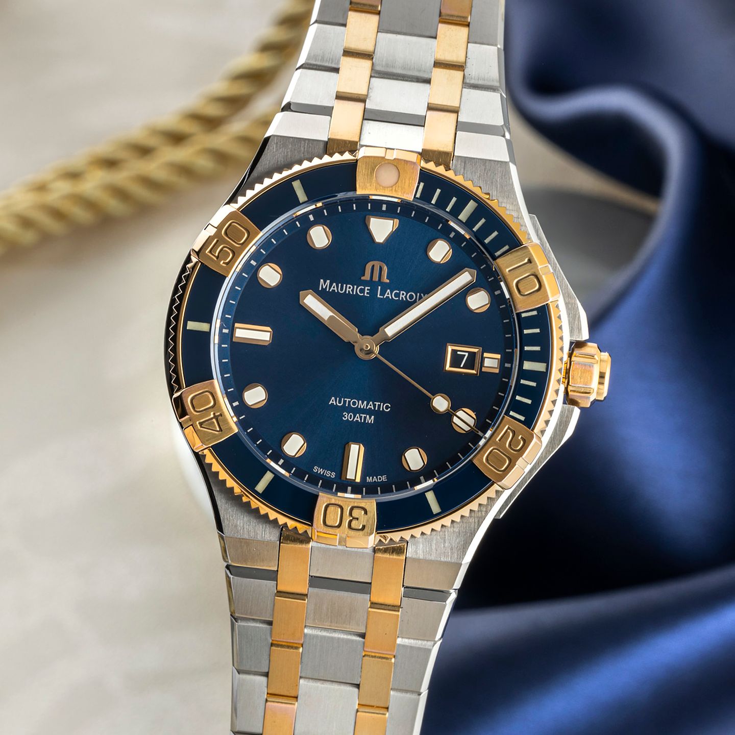 Maurice Lacroix Aikon AI6058-SY013-430-1 (Onbekend (willekeurig serienummer)) - Blauw wijzerplaat 43mm Staal (3/8)