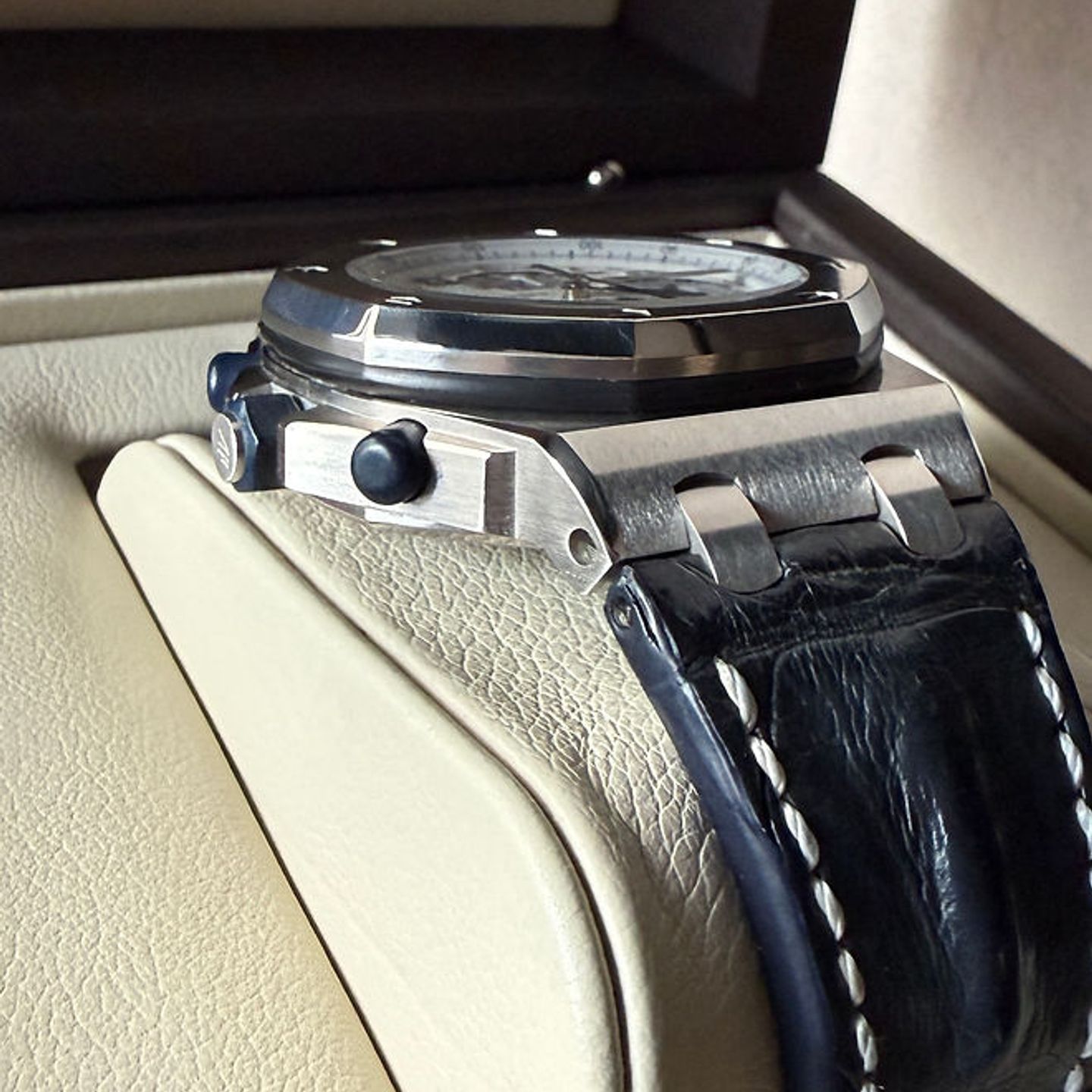 Audemars Piguet Royal Oak Offshore Chronograph Volcano 26170ST.OO.D305CR.01 - (7/7)