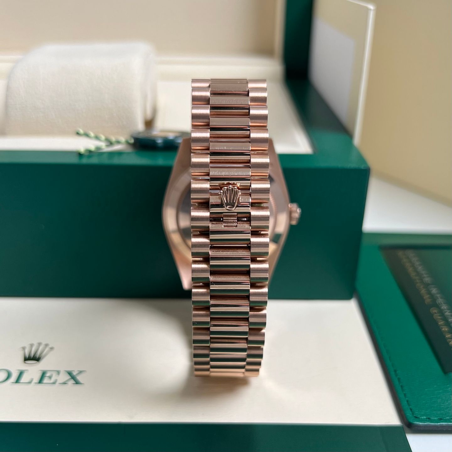 Rolex Day-Date 40 228235 (2021) - Brown dial 40 mm Rose Gold case (5/8)