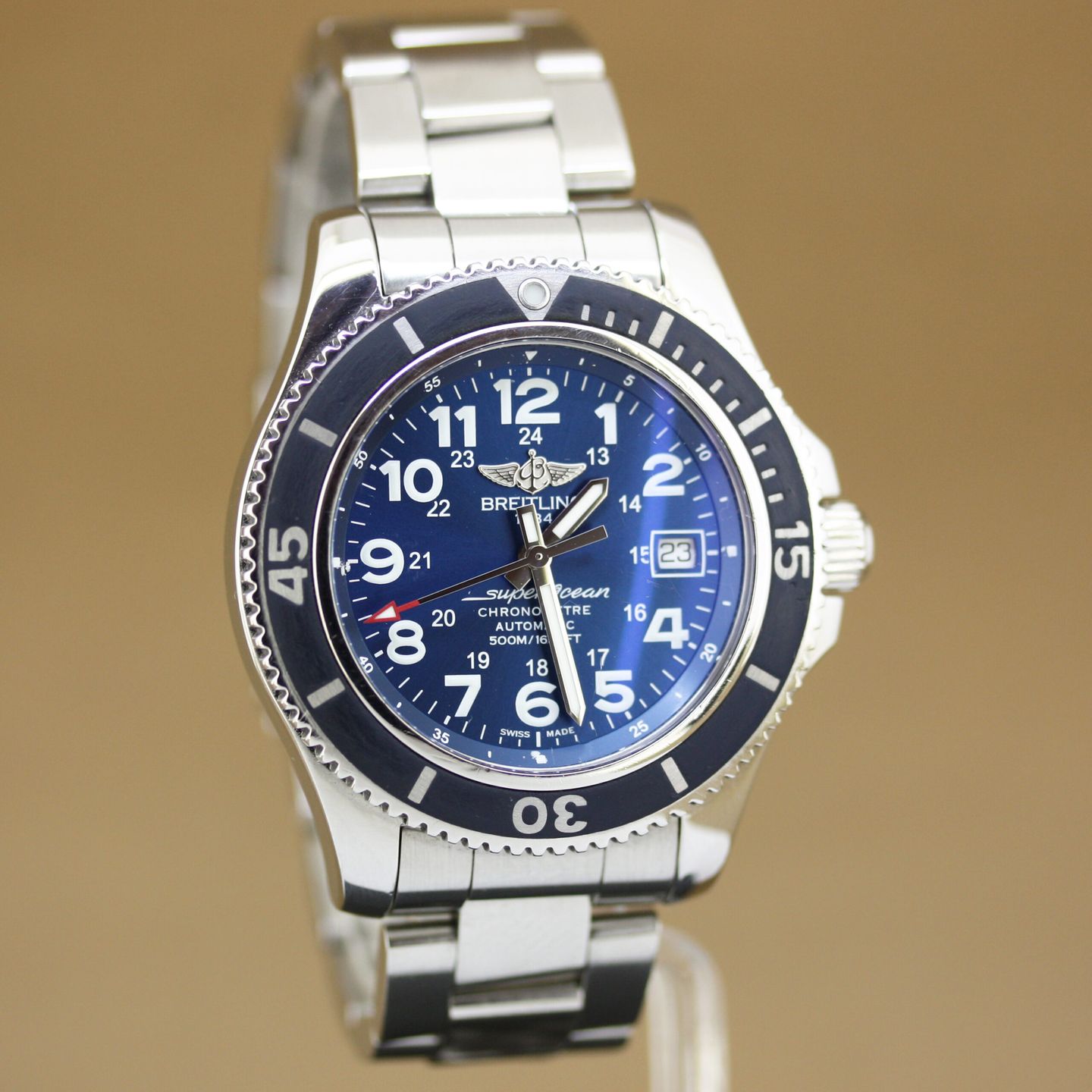 Breitling Superocean II 42 A17365 (2015) - 42 mm Steel case (3/8)