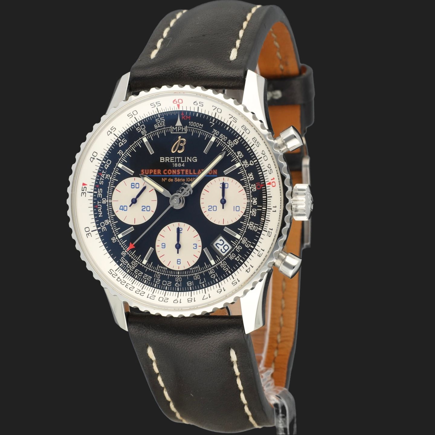 Breitling Navitimer A23322 (2012) - 42mm Staal (1/8)