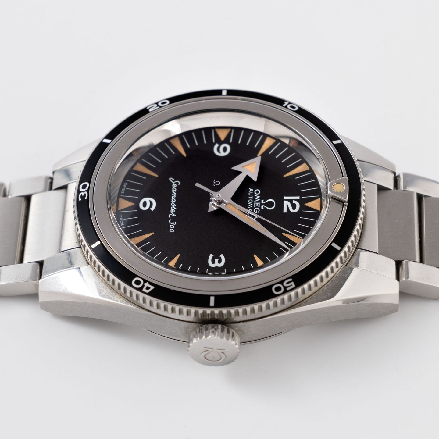 Omega Seamaster 300 234.10.39.20.01.001 (2001) - Black dial 39 mm Steel case (3/8)