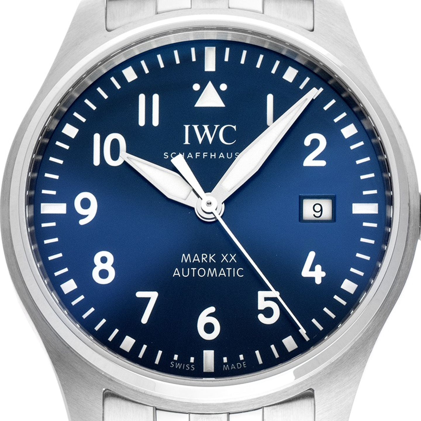 IWC Pilot Mark IW328204 (2026) - Blue dial 40 mm Steel case (1/7)