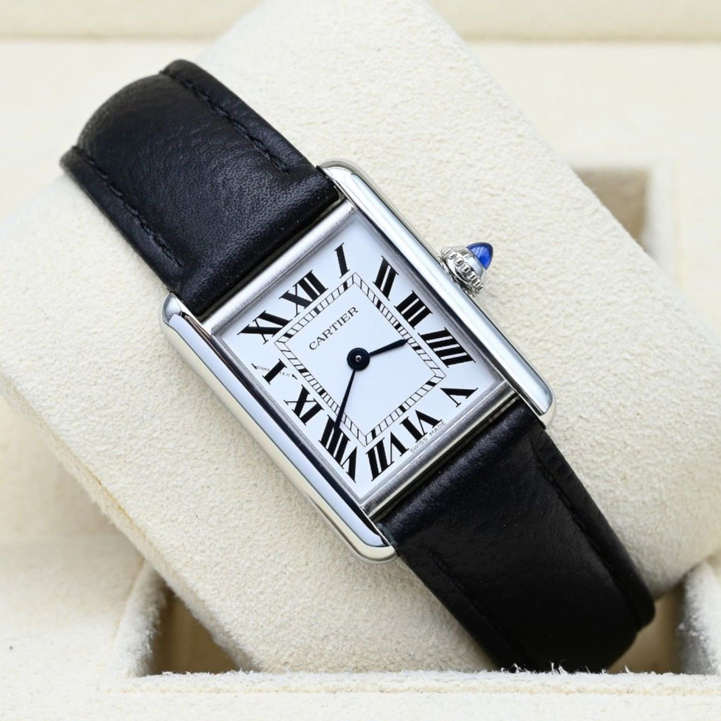 Cartier Tank WSTA0042 (2022) - White dial 30 mm Steel case (1/8)