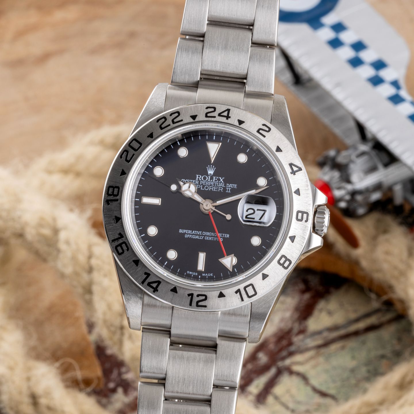 Rolex Explorer II 16570T - (3/8)