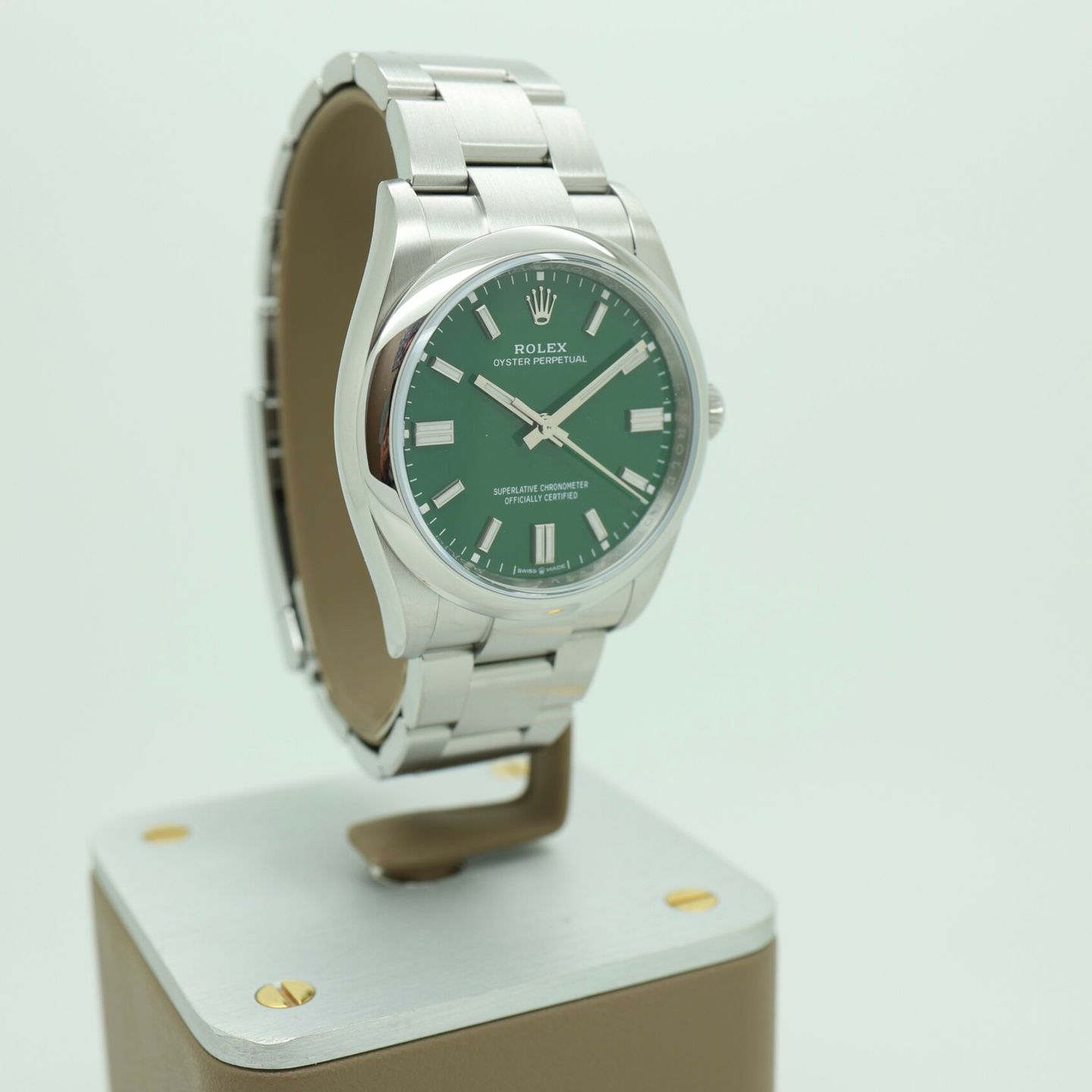 Rolex Oyster Perpetual 12600 - (2/8)