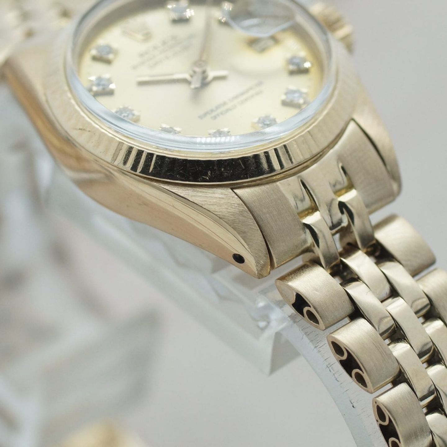 Rolex Lady-Datejust 6916 (1982) - Champagne dial 26 mm Yellow Gold case (7/8)