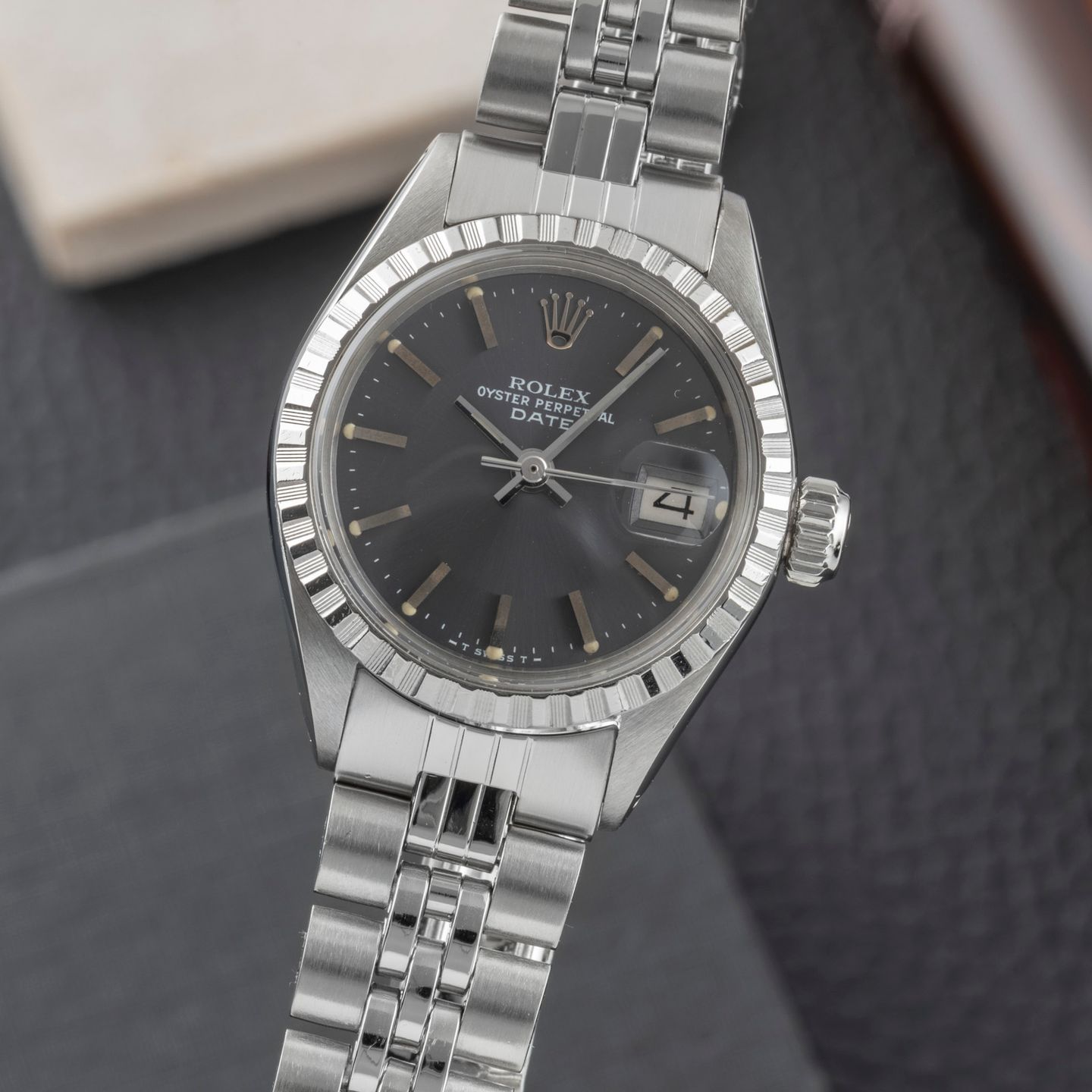 Rolex Oyster Perpetual Date 6924 (1973) - 26mm Staal (3/8)