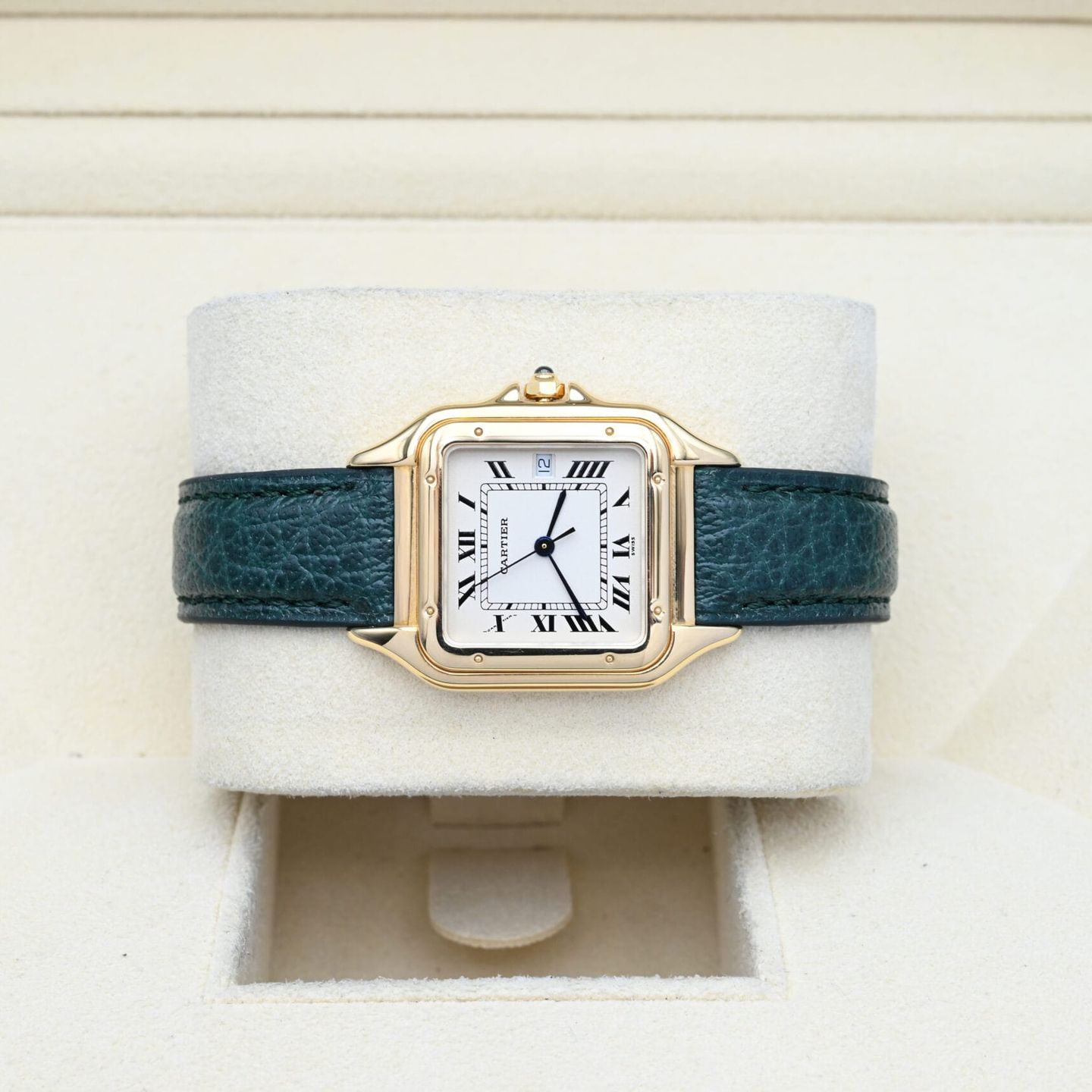 Cartier Panthère 106000M (Unknown (random serial)) - White dial 29 mm Yellow Gold case (5/8)