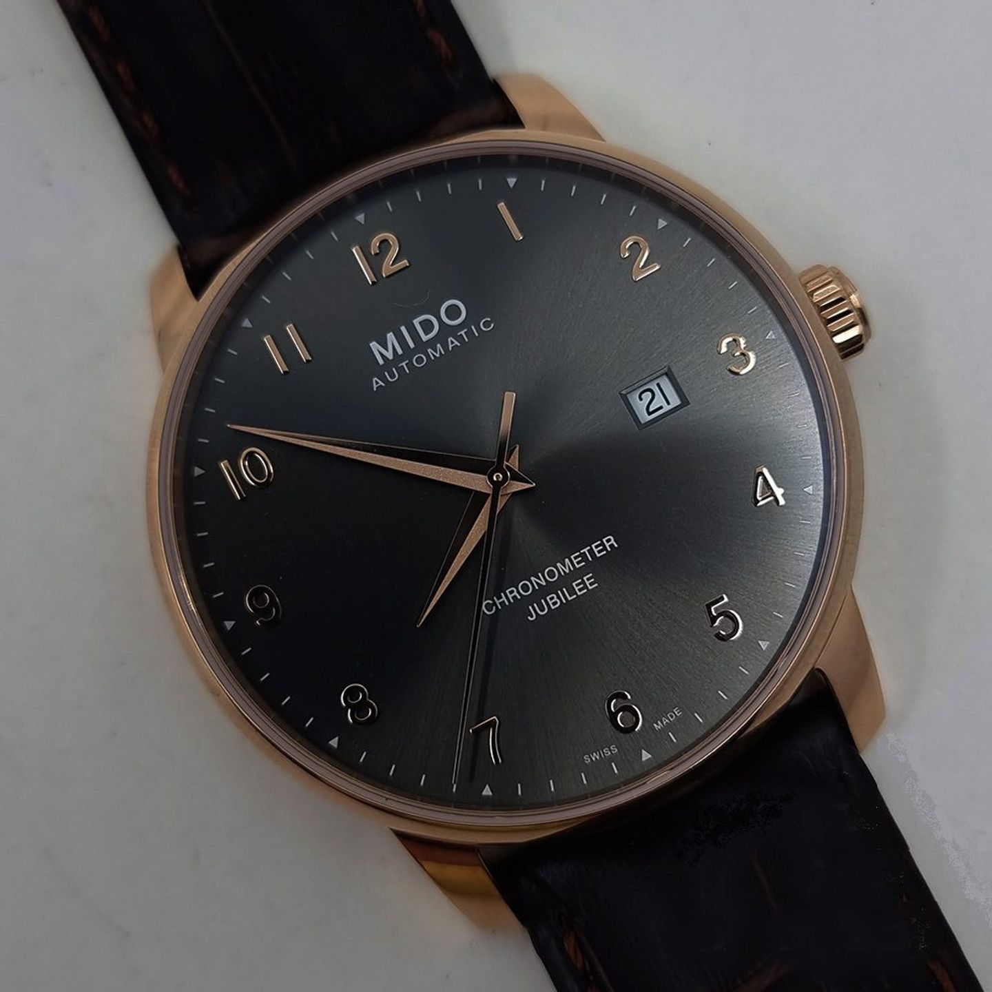 Mido Baroncelli M037.608.36.062.00 (2025) - Grey dial 42 mm Steel case (2/8)