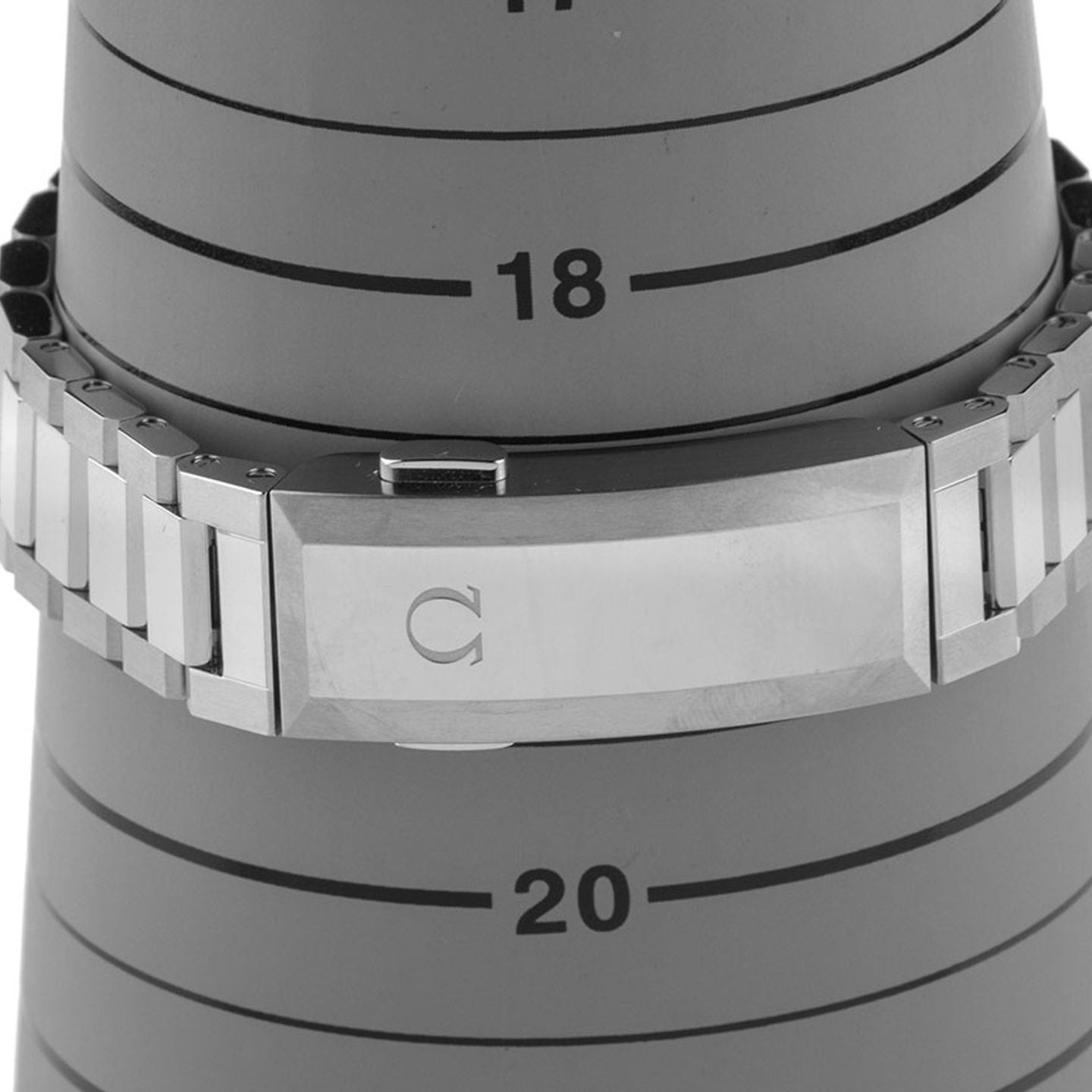 Omega Seamaster Planet Ocean 217.30.42.21.01.002 - (8/8)