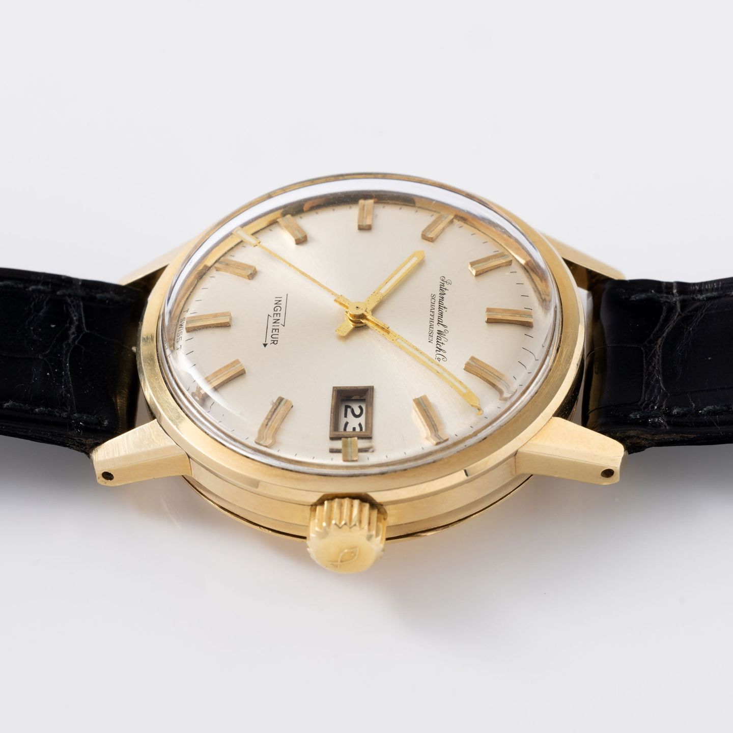 IWC Ingenieur 866 (1970) - Silver dial 37 mm Yellow Gold case (4/8)