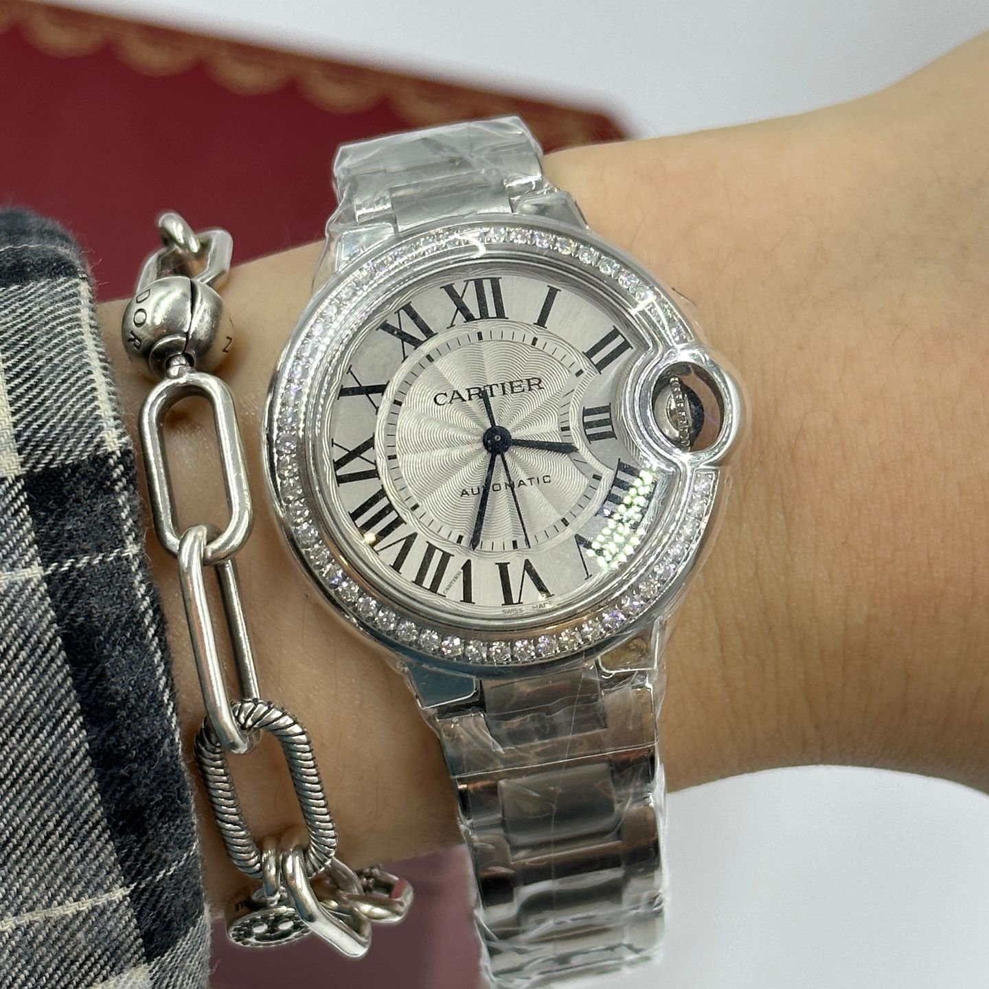 Cartier Ballon Bleu 33mm W4BB0016 (2024) - Zilver wijzerplaat 33mm Staal (8/8)