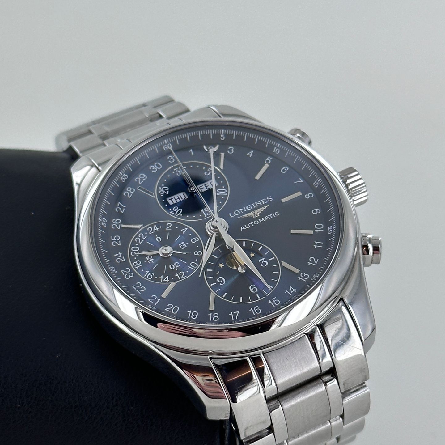 Longines Master Collection L2.773.4.92.6 (2021) - Blue dial 42 mm Steel case (1/5)