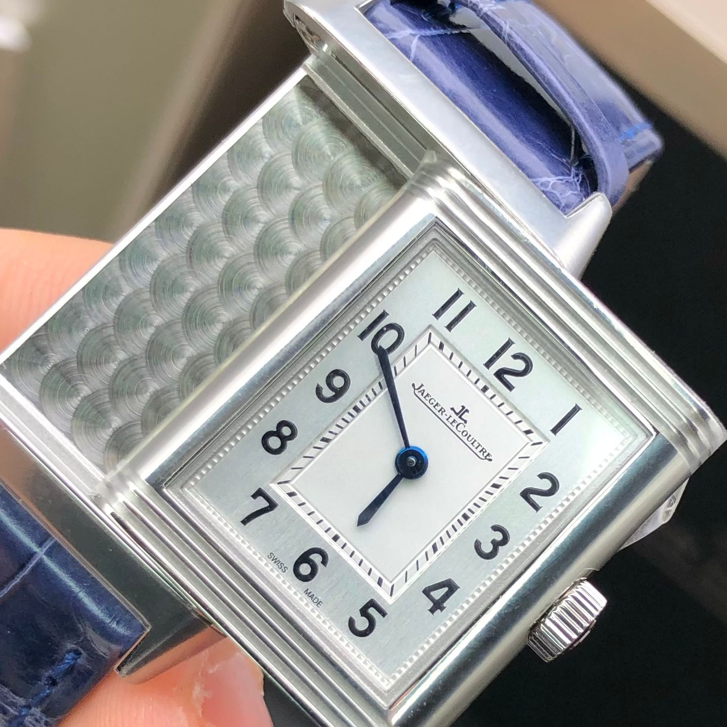 Jaeger-LeCoultre Reverso Classic Small Q2618540 (2024) - White dial 21 mm Steel case (6/8)