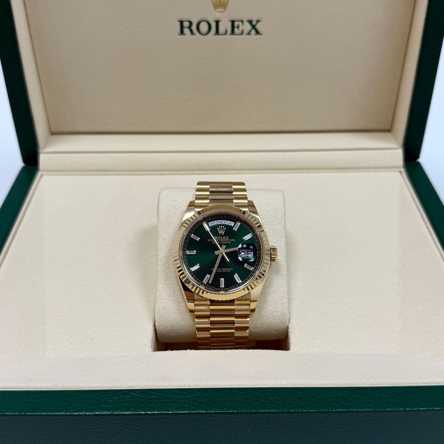 Rolex Day-Date 36 128238 (2025) - Onbekend wijzerplaat 36mm Geelgoud (2/6)