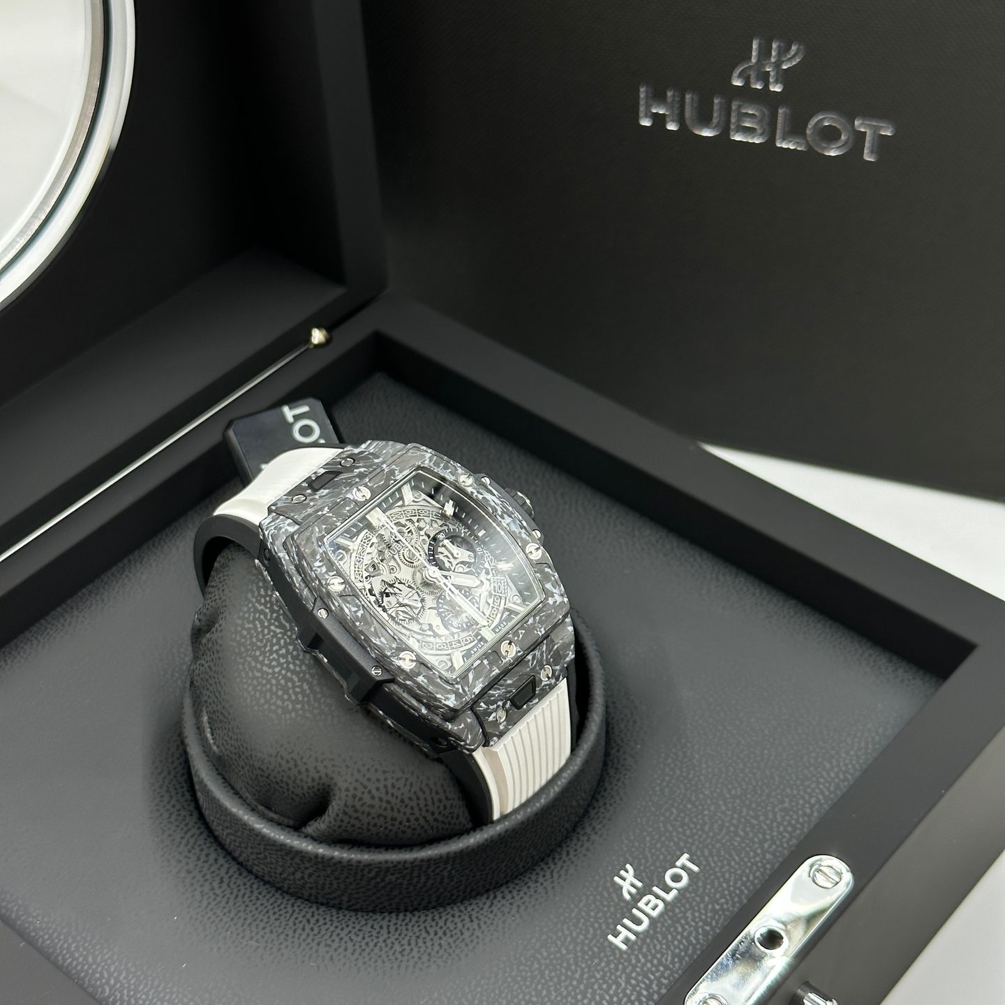 Hublot Spirit of Big Bang 642.qw.0170.rx.thg (2023) - Transparent dial Unknown Carbon case (7/8)