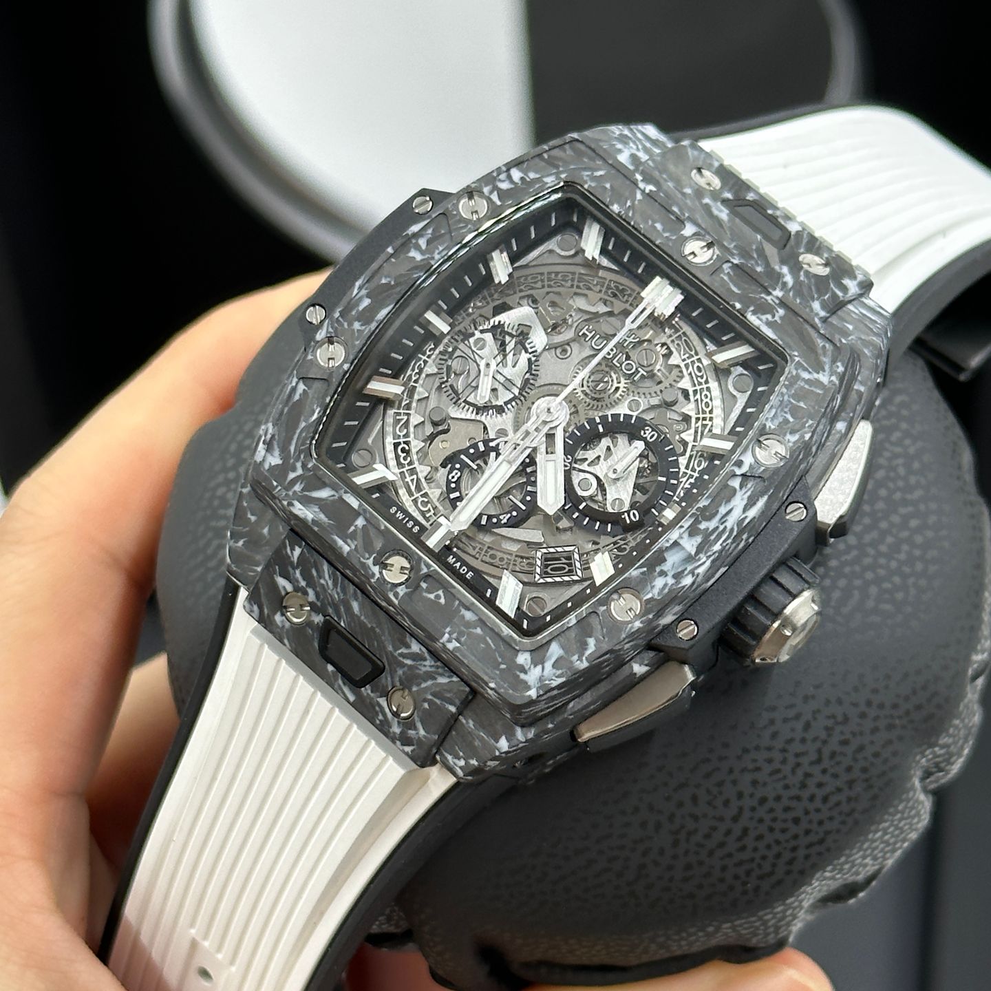 Hublot Spirit of Big Bang 642.qw.0170.rx.thg (2023) - Transparant wijzerplaat Onbekend Carbon (5/8)