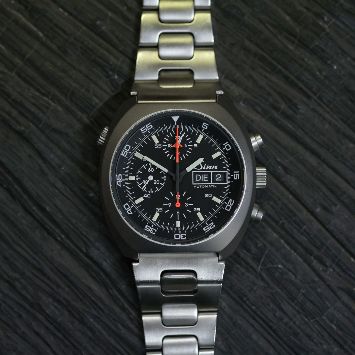 Sinn 140 140/42 (1999) - Zwart wijzerplaat 44mm Staal (2/8)