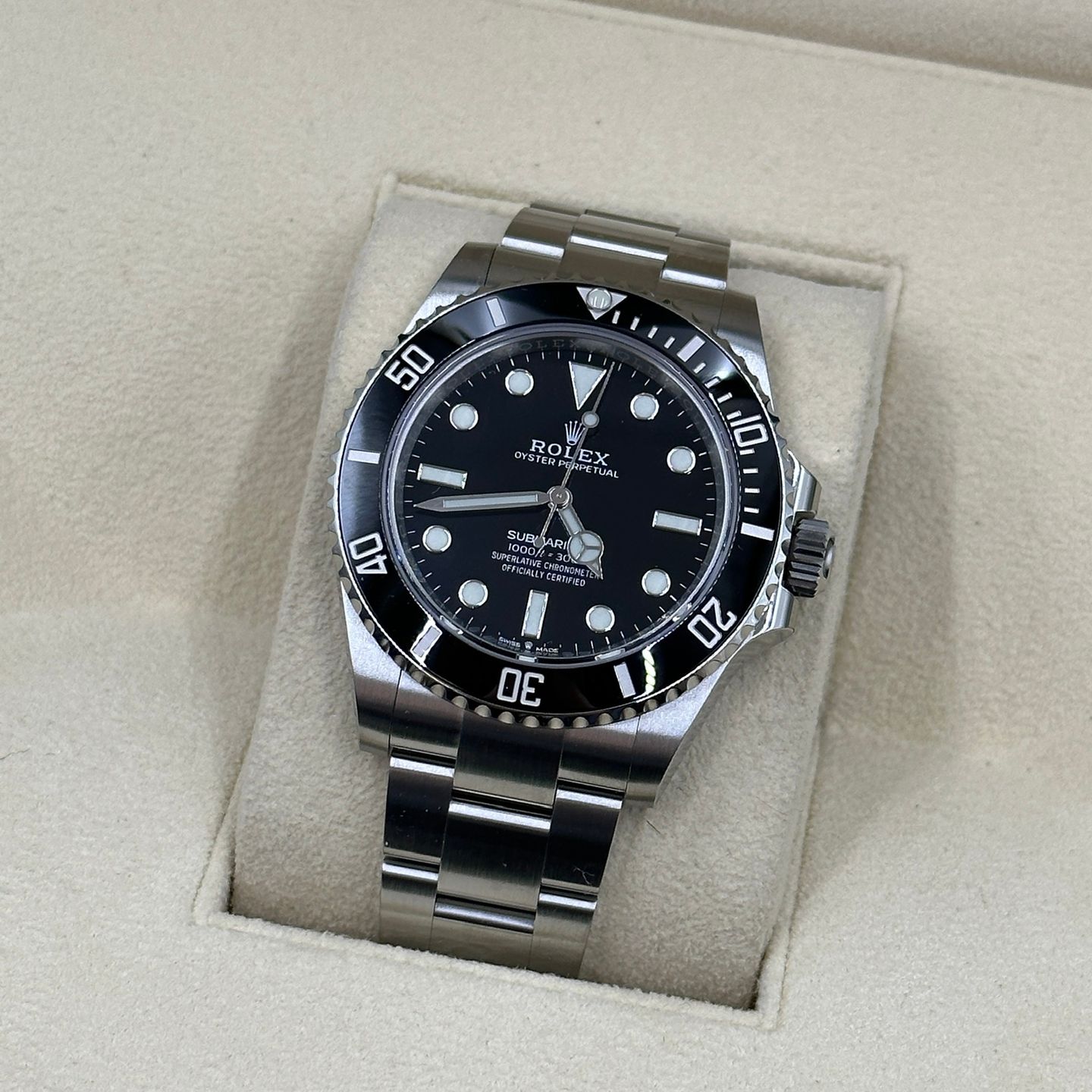 Rolex Submariner No Date 124060 (2024) - Zwart wijzerplaat 41mm Staal (4/8)