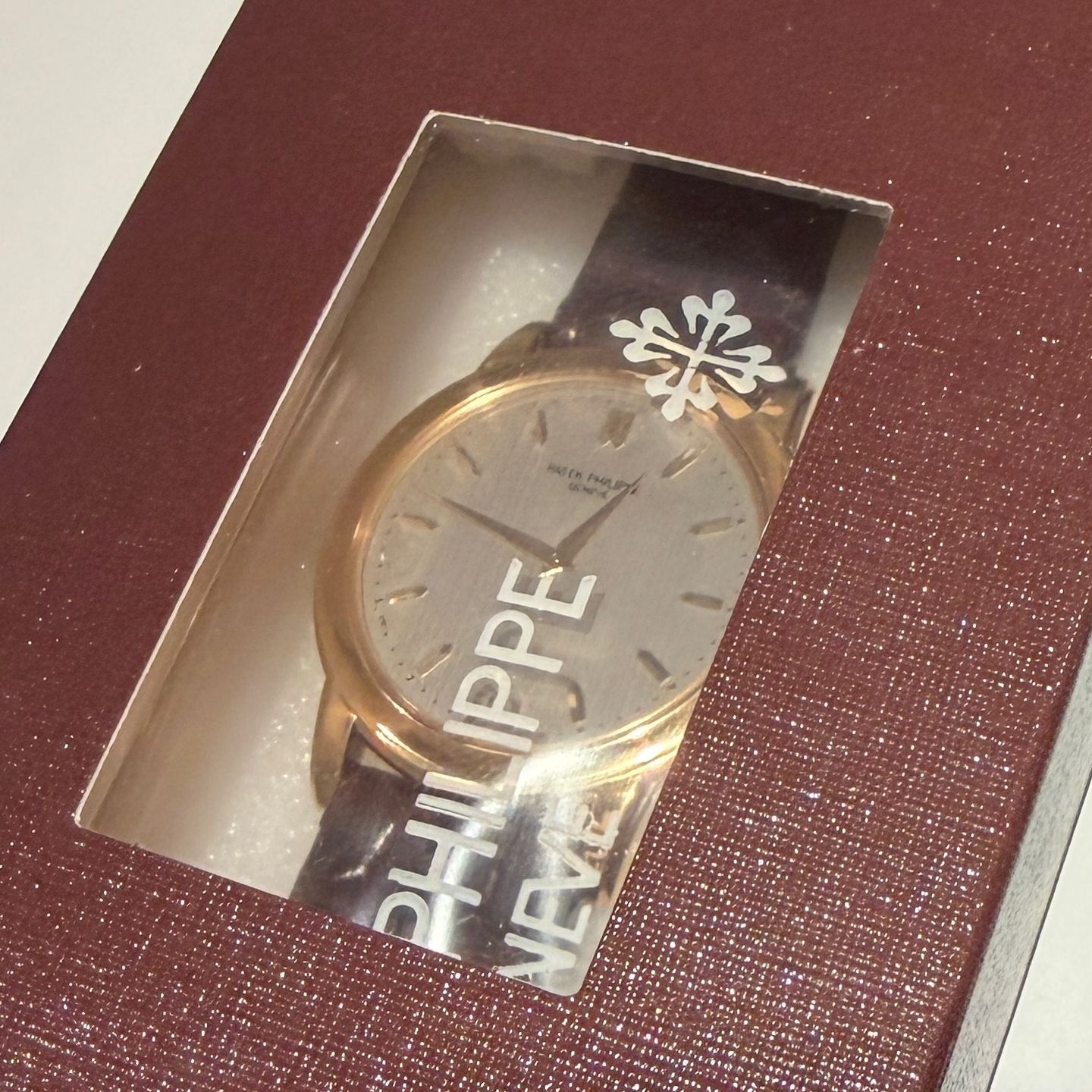 Patek Philippe Calatrava 5032 - (8/8)