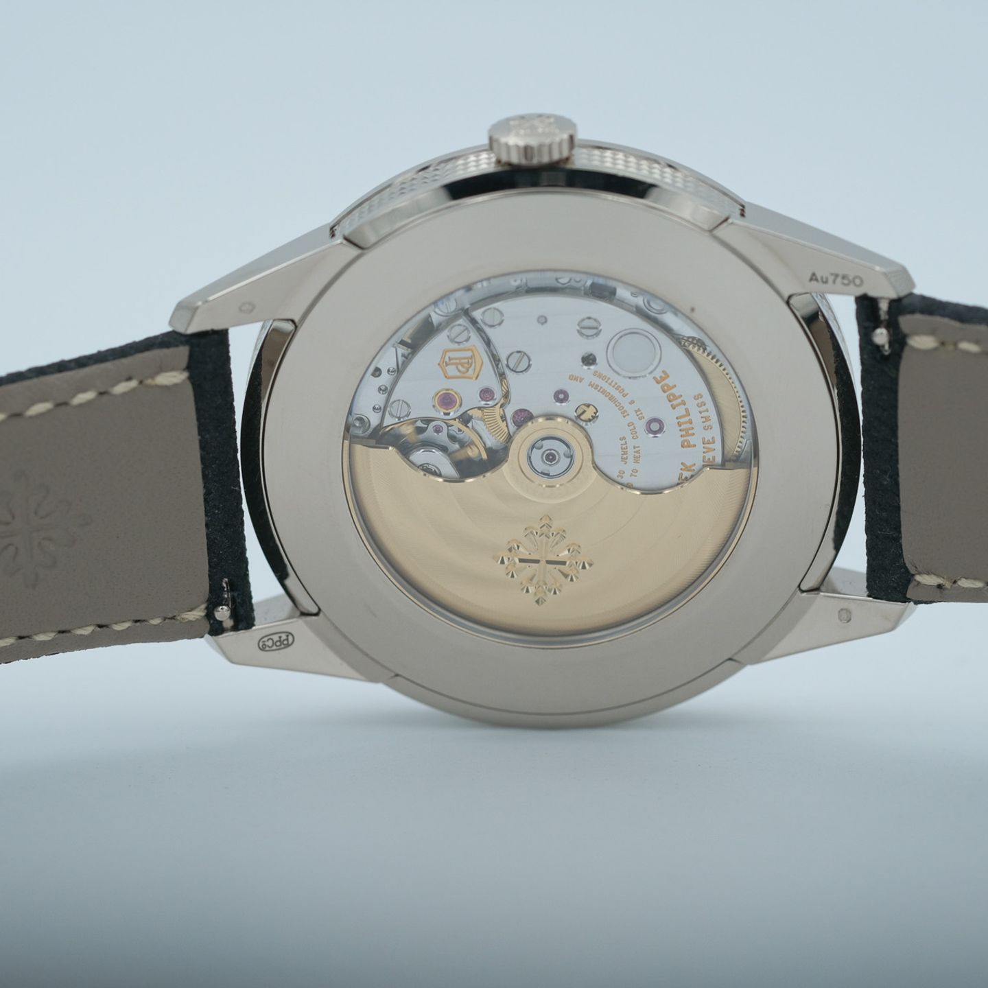 Patek Philippe Calatrava 5226G (2024) - Grey dial 40 mm White Gold case (8/8)