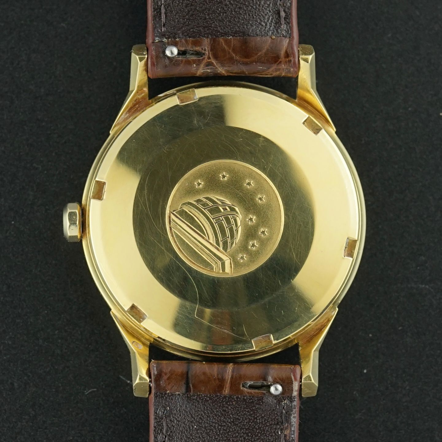 Omega Constellation 168.005 (1966) - White dial 34 mm Yellow Gold case (4/8)