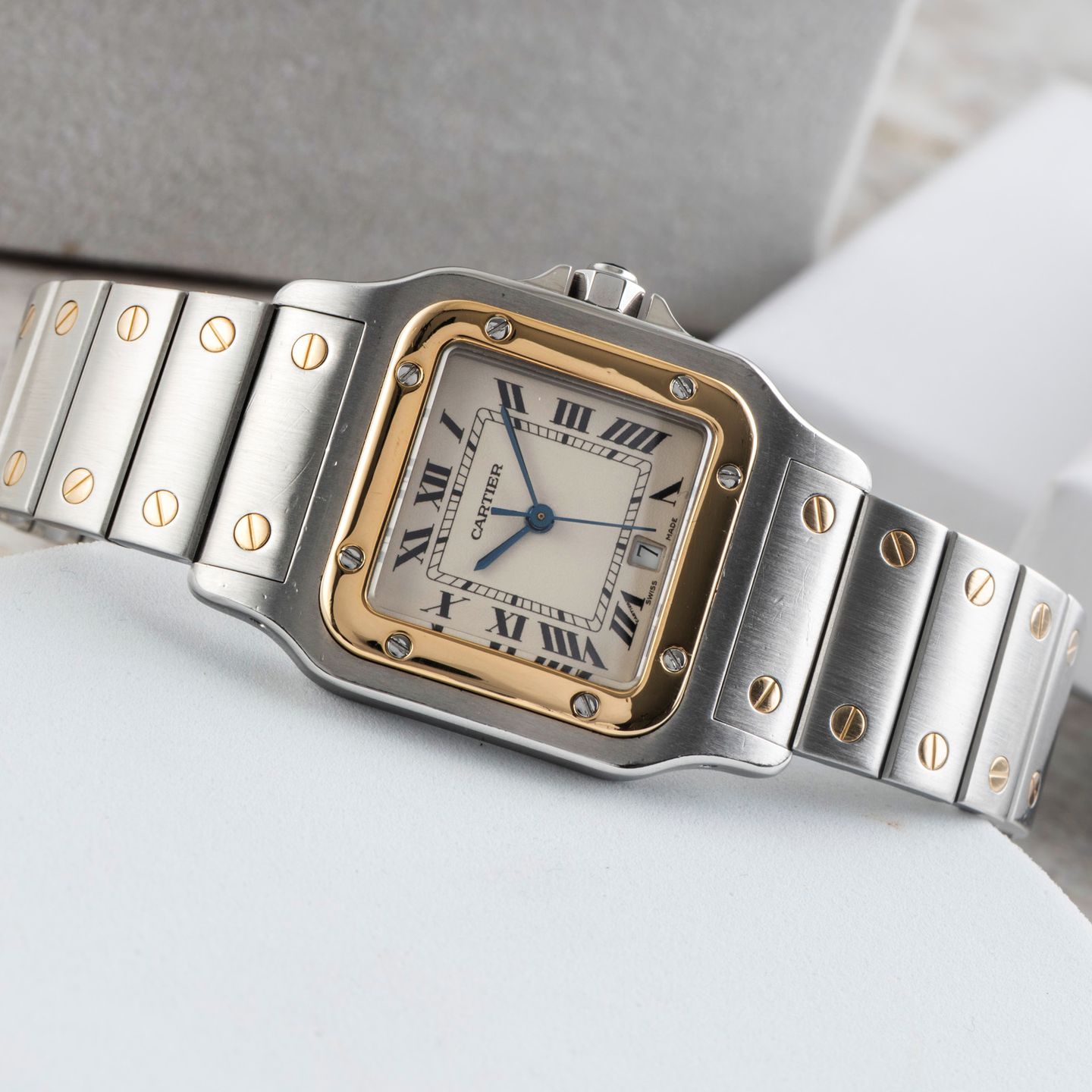 Cartier Santos Galbée W20011C4 (1991) - Silver dial 29 mm Gold/Steel case (2/8)