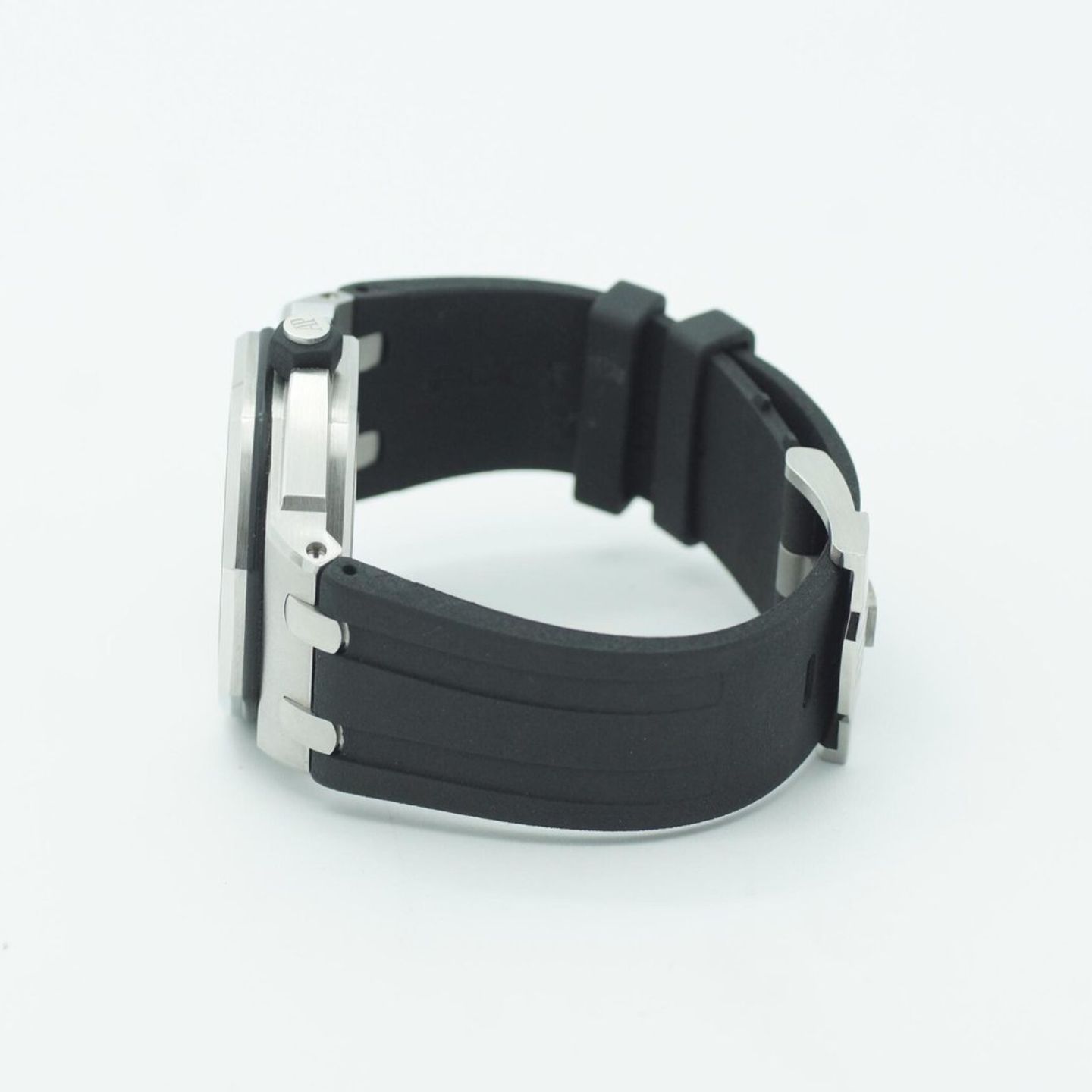 Audemars Piguet Royal Oak Offshore Diver 15710ST - (6/8)